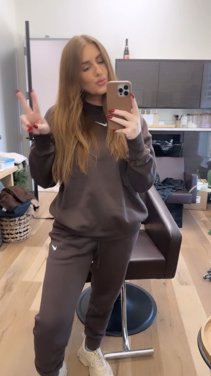 Cutest Brown Nike set! The pants are on sale! 
I’m a size medium in the pants and sweat shirt for reference! 

#LTKsalealert #LTKSeasonal #LTKfitness