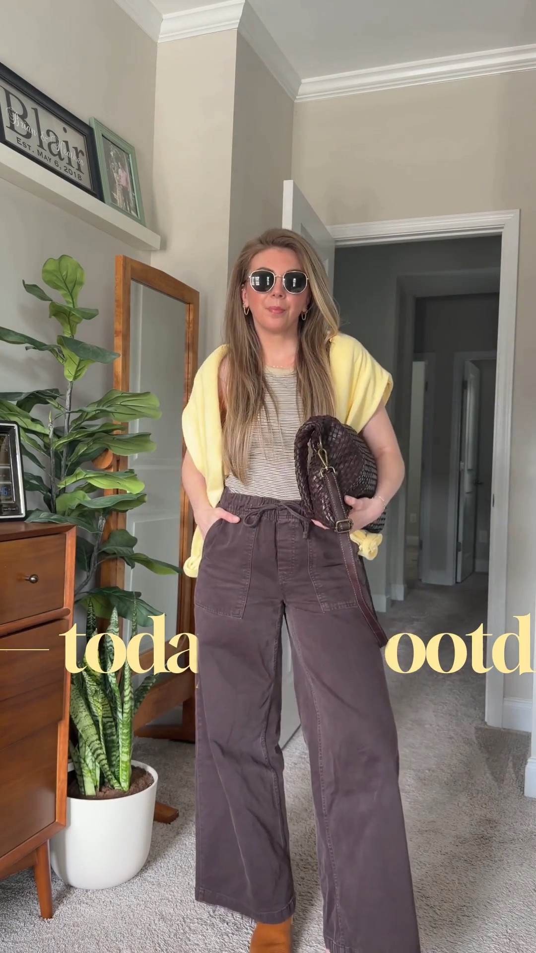 today’s outfit 🤎

Striped tank: 4
Sweatshirt: xs
Wide leg pull on pants: xs

ootd / casual outfit / gdwm / get dressed with me / spring outfit / styling outfits / elevated basics / for her / Heather Blair 


#LTKootd #LTKSeasonal #LTKgrwm