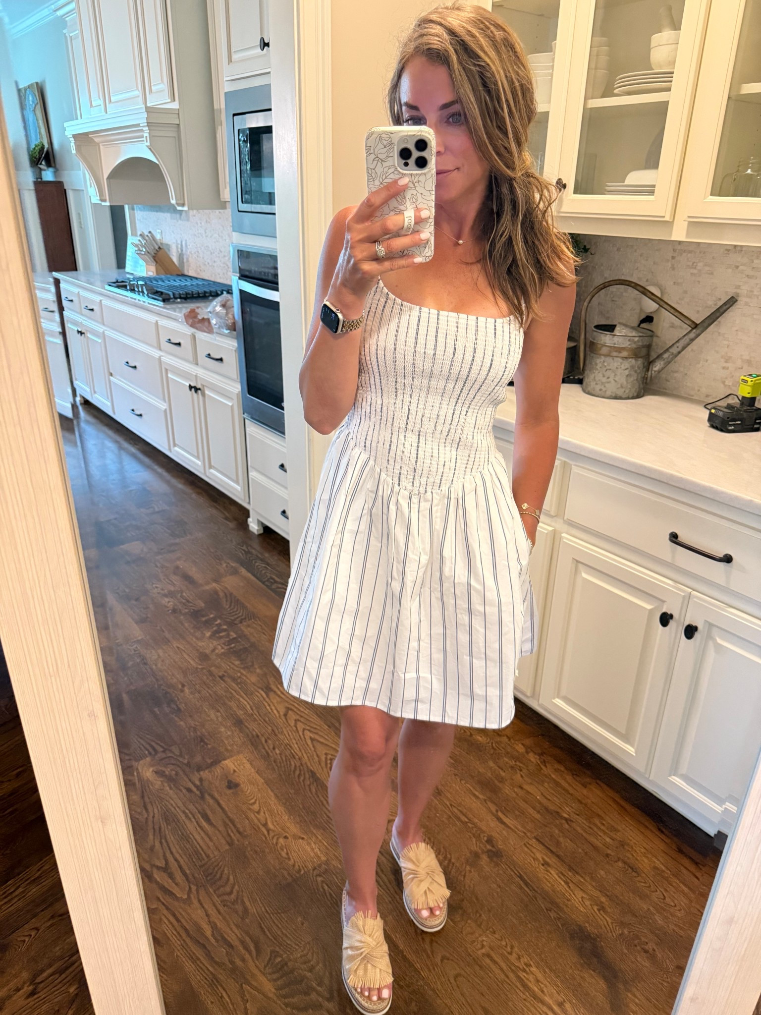 Dress on sale 

#LTKSaleAlert #LTKFindsUnder100 #LTKOver40