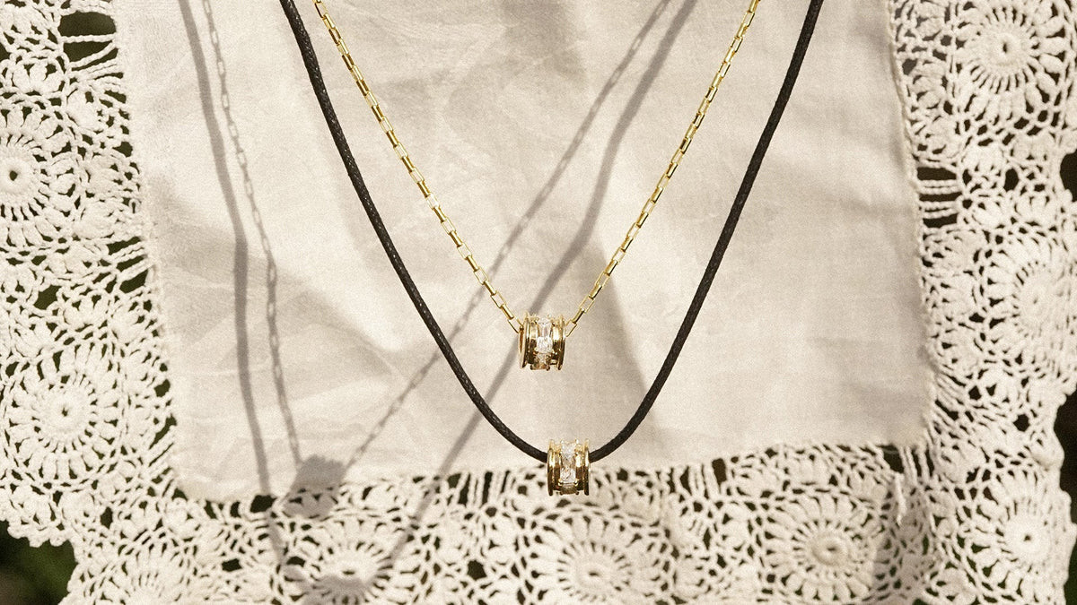 Estée Lalonde Short Snake Chain Necklace S... | Daisy London Jewellery