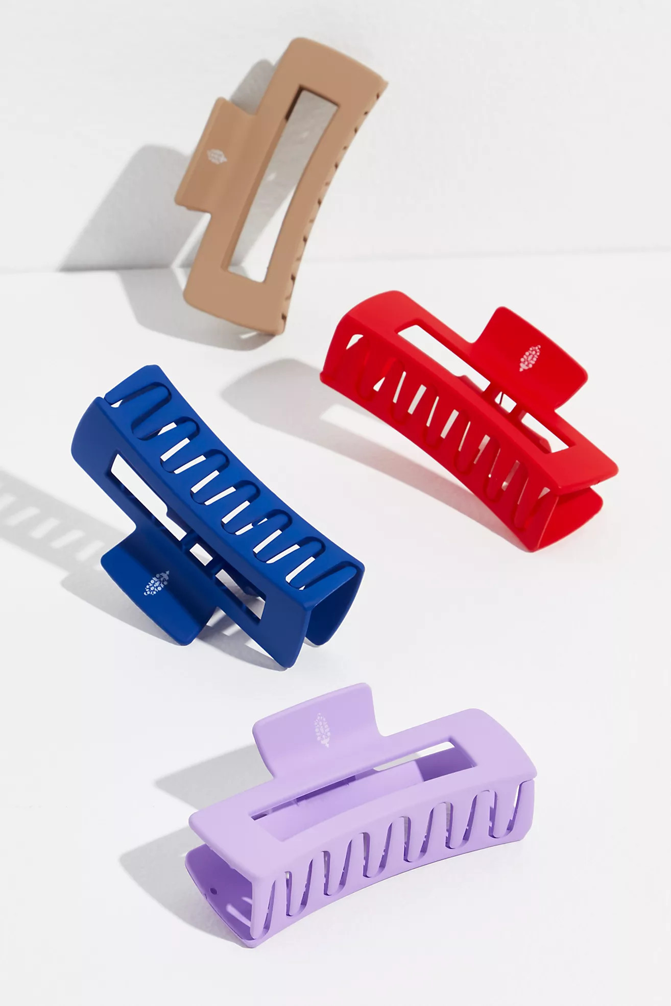 Victory Claw | Free People (Global - UK&FR Excluded)