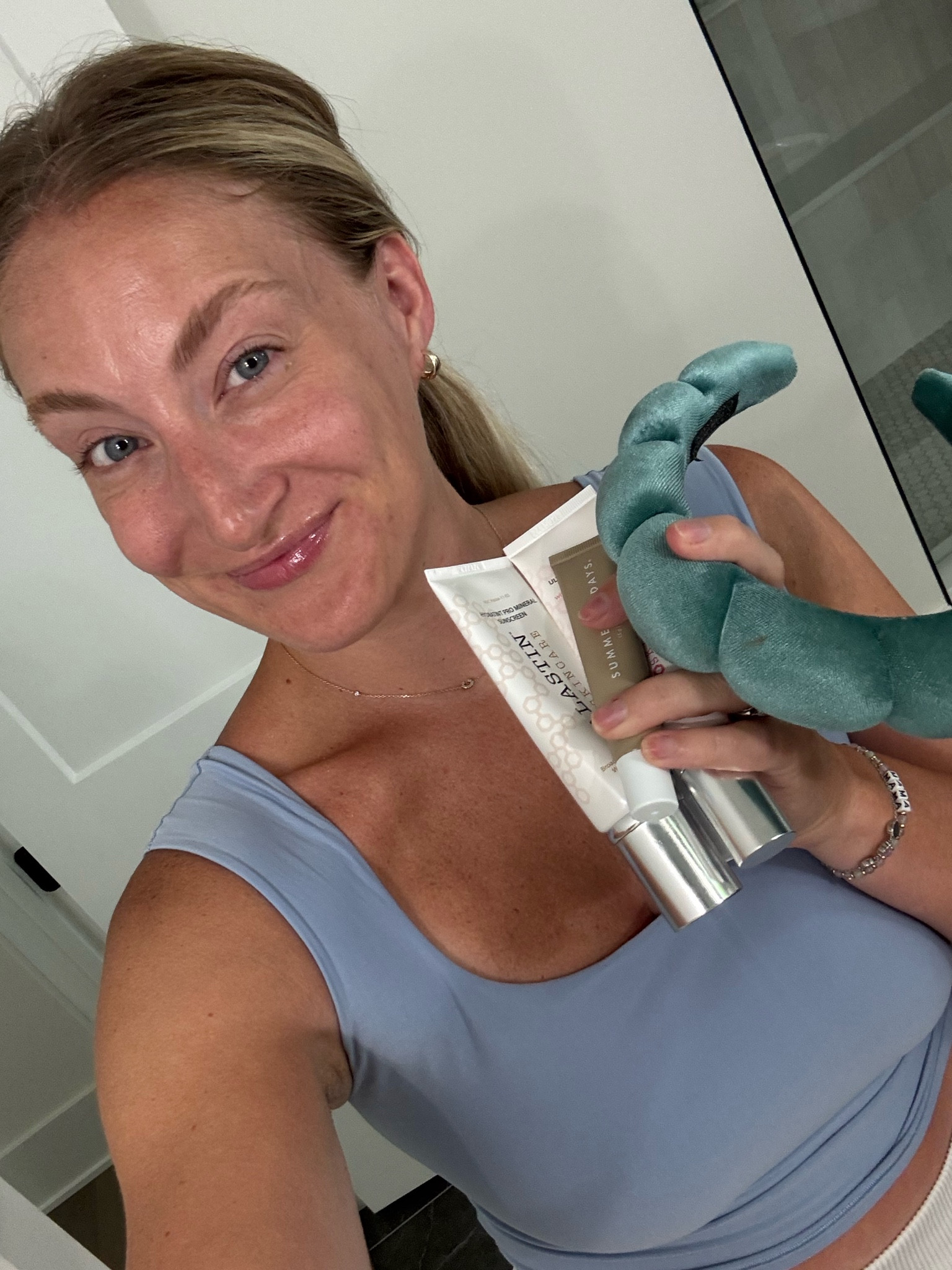 my 5 min MORNING everyday no makeup routine 🫧 many products are on sale for prime 💫 ☀️ 

the toner is medical grade and unable to be linked— skin script cucumber hydration toner

MORNING ROUTINE:
Dermatological Cleanser 
Clean Skin Club Towel
Cucumber Toner
Vitamin C
Moisturizer 
Tinted SPF
Summer Fridays Lip Balm