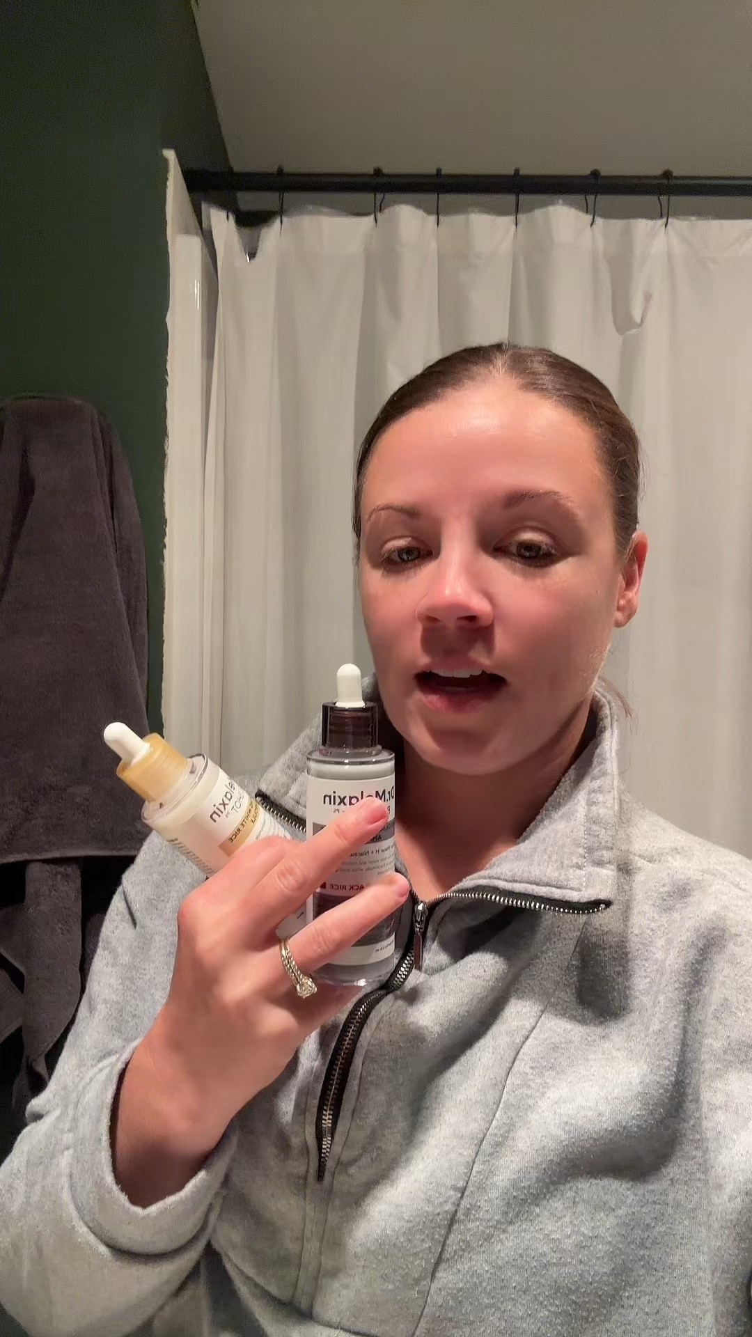 Dr Melaxin has never disappointed me. With every new product I try of theirs, it does exactly what it claims. Dr Melaxin has become one of my favorite and most trusted skin care brands. Loving this peel shot to help remove dead skin and clarify my skin as well. Skin care has become something I enjoy and learning about. #skincare #drmelaxin #agingskin


#LTKGiftGuide #LTKBeauty #LTKCyberWeek