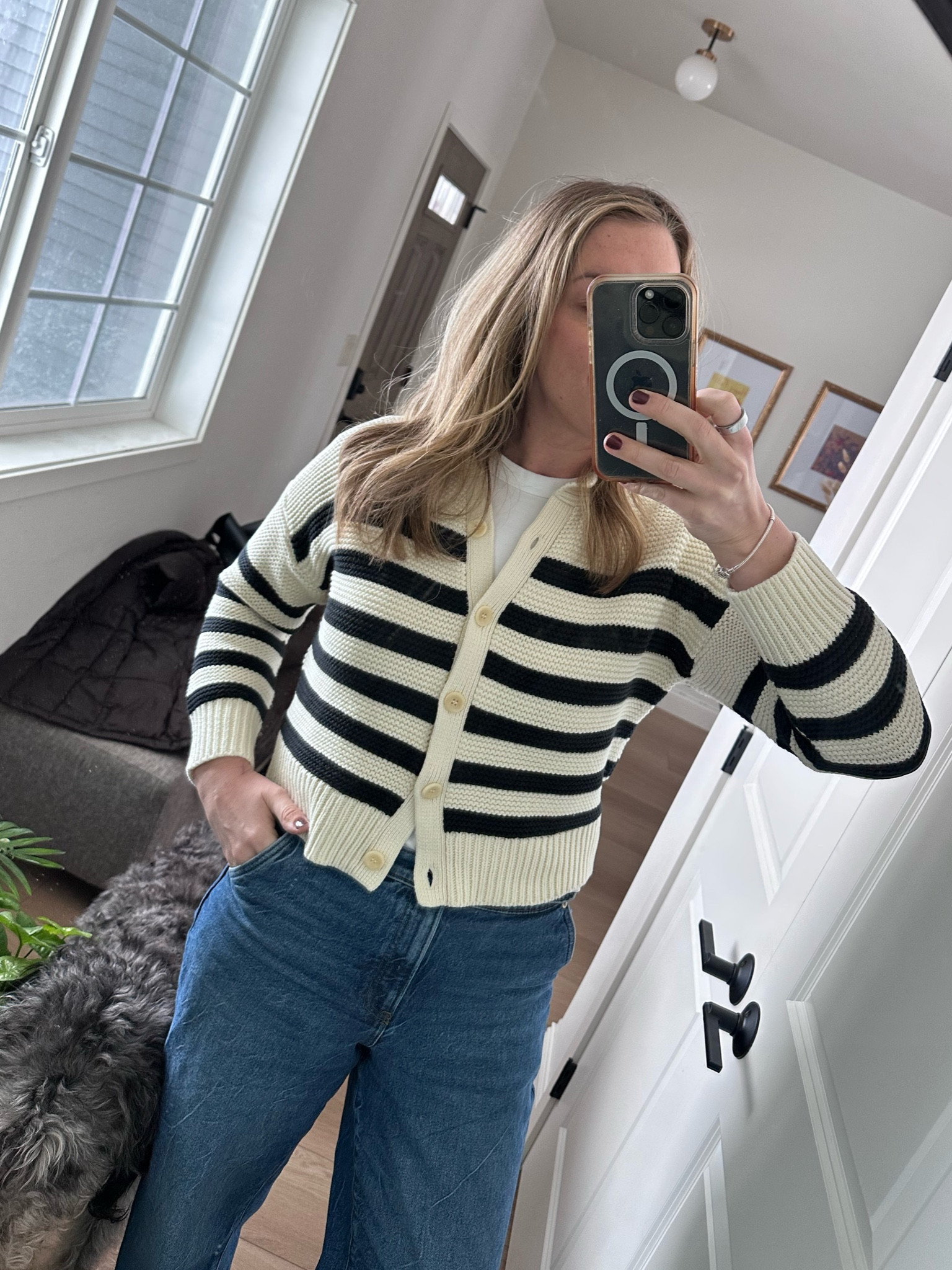 The Alex Mill sale is awesome. My sweater is part of the sale and is 100% cotton. I’m wearing a medium but could have sized up for a more oversized look.

#LTKSaleAlert #LTKMidsize #LTKootd