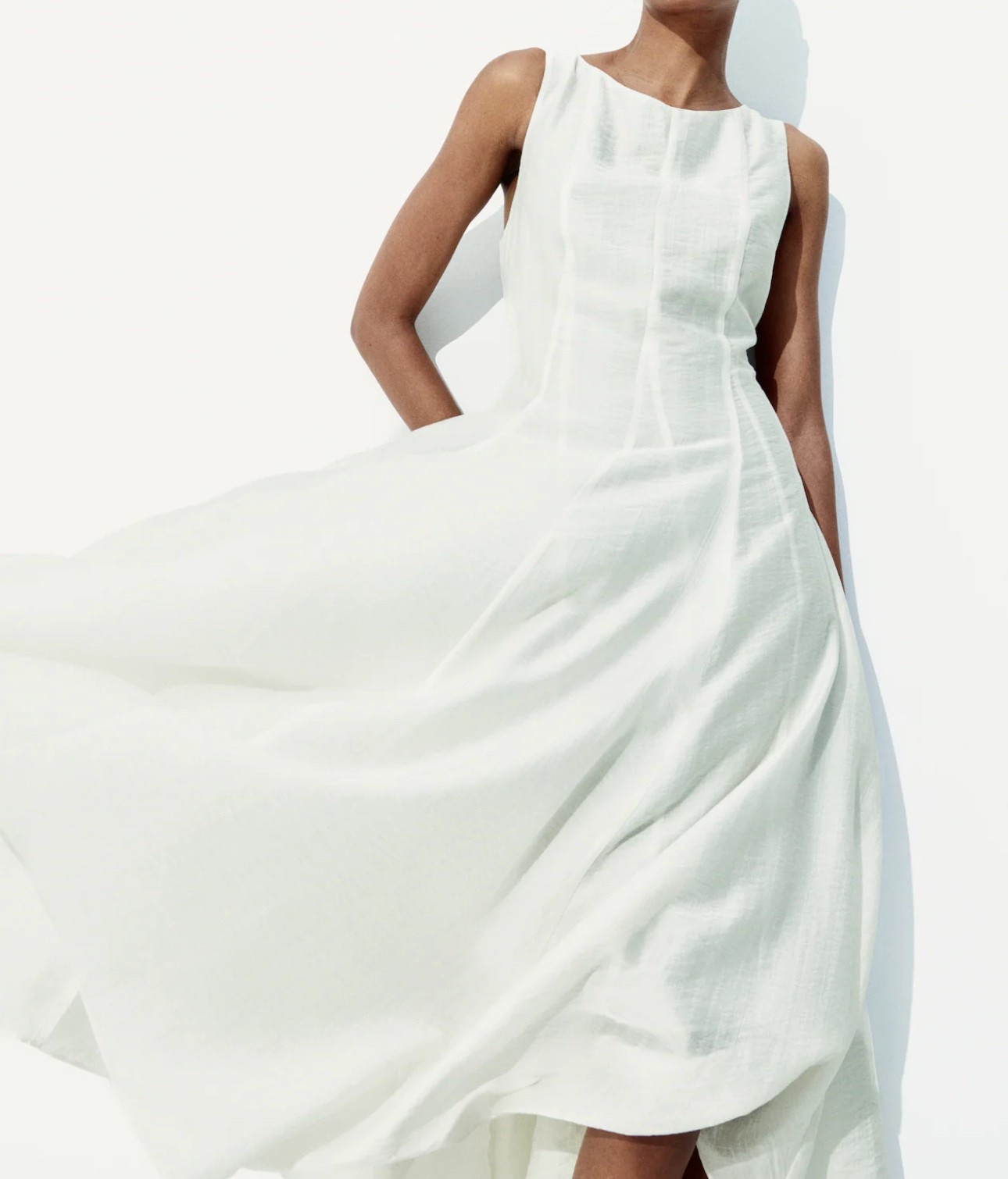 Beautiful white dress 🤍