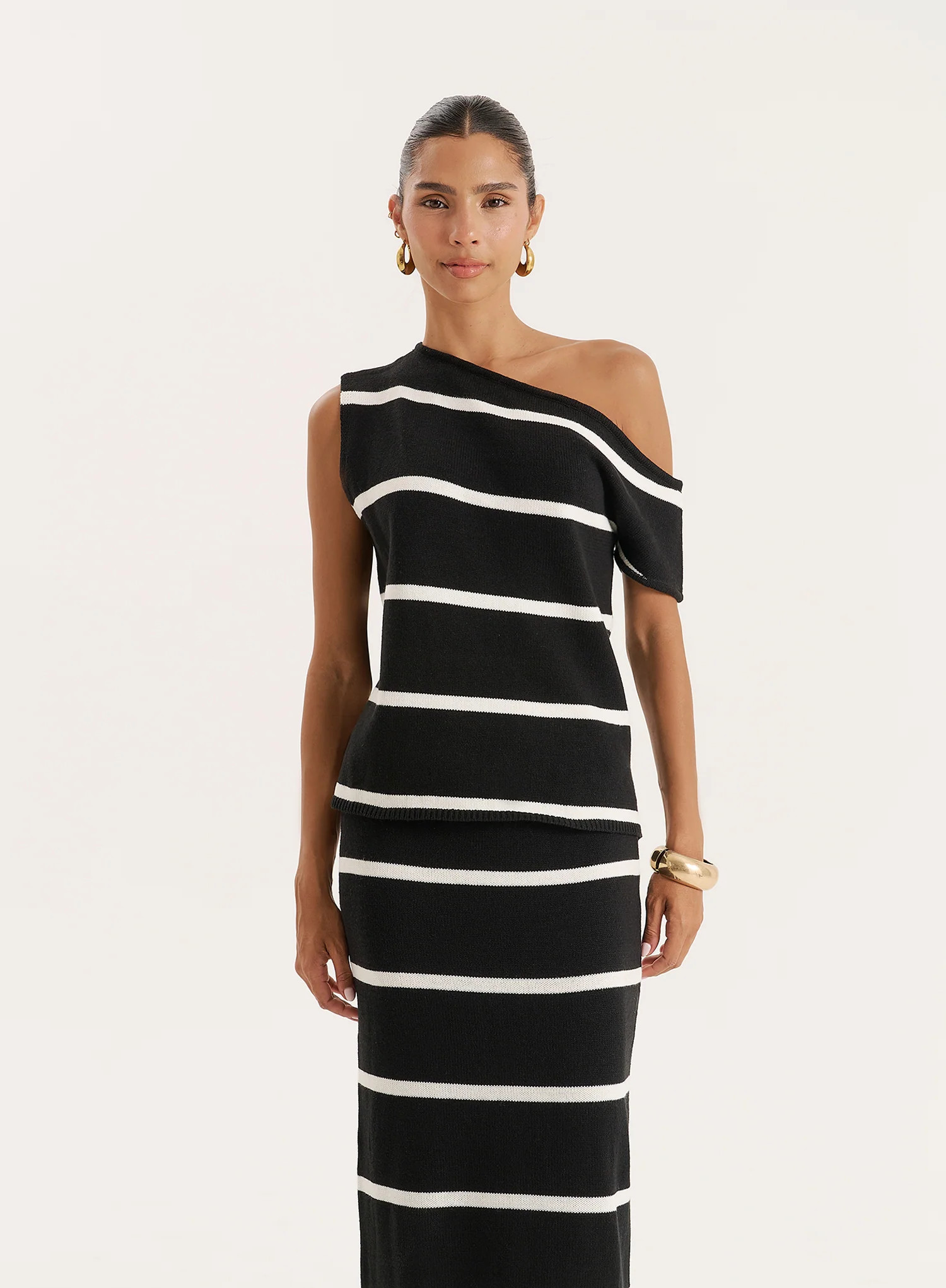 Black And White Stripe Knitted Off The Shoulder Top- Aisa | 4th & Reckless