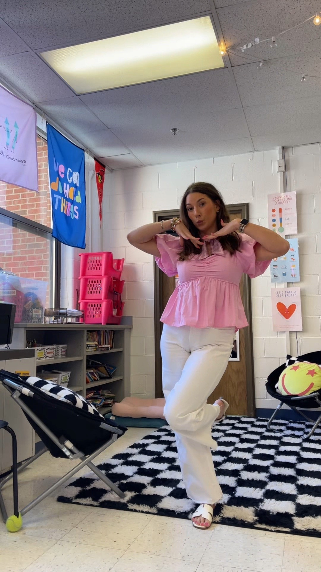 Teacher outfits of the week! 💖💖💖

#LTKootd