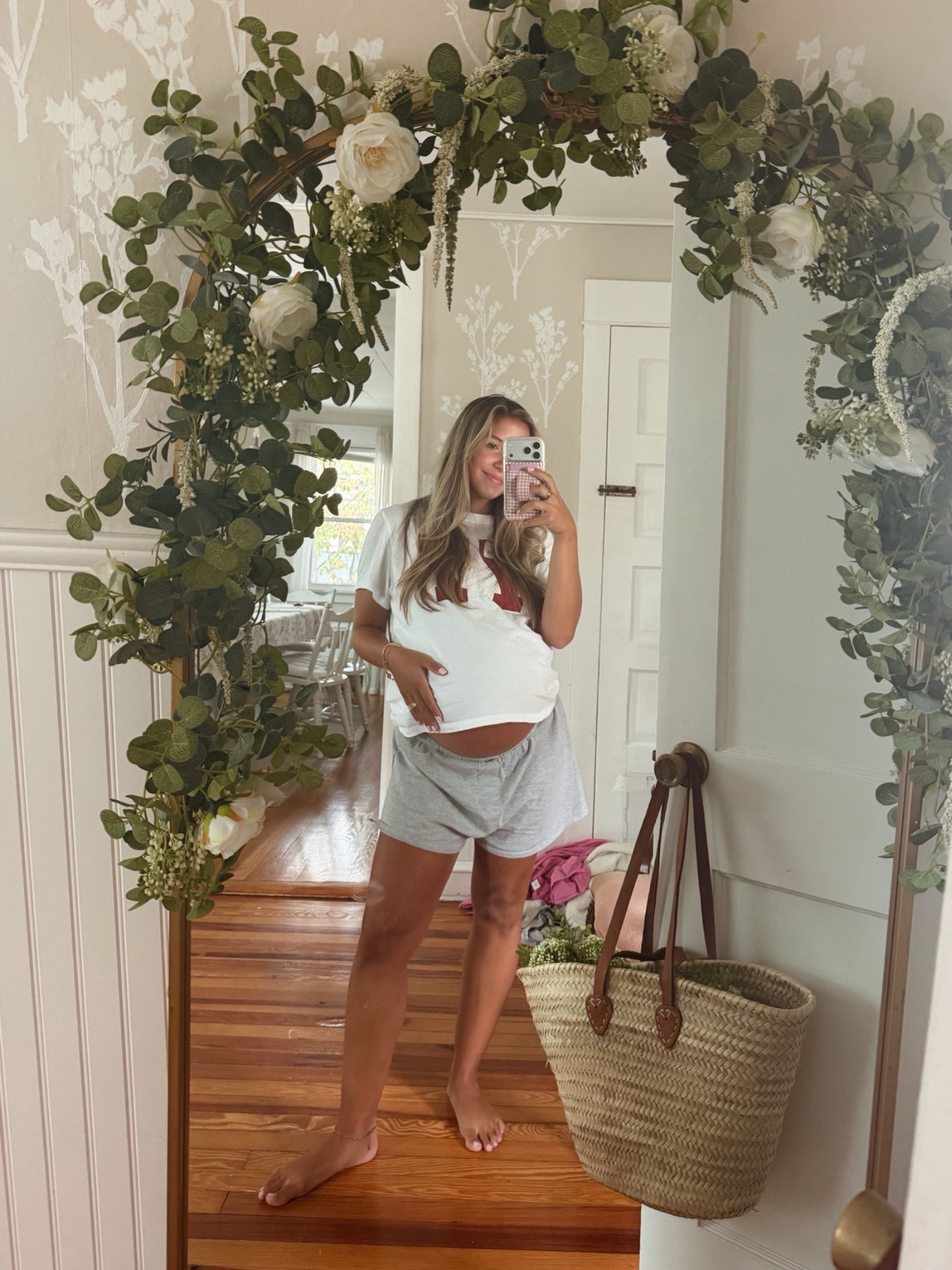 Baby dr appointment ootd 🤍

#LTKgrwm #LTKdayinmylife #LTKBump