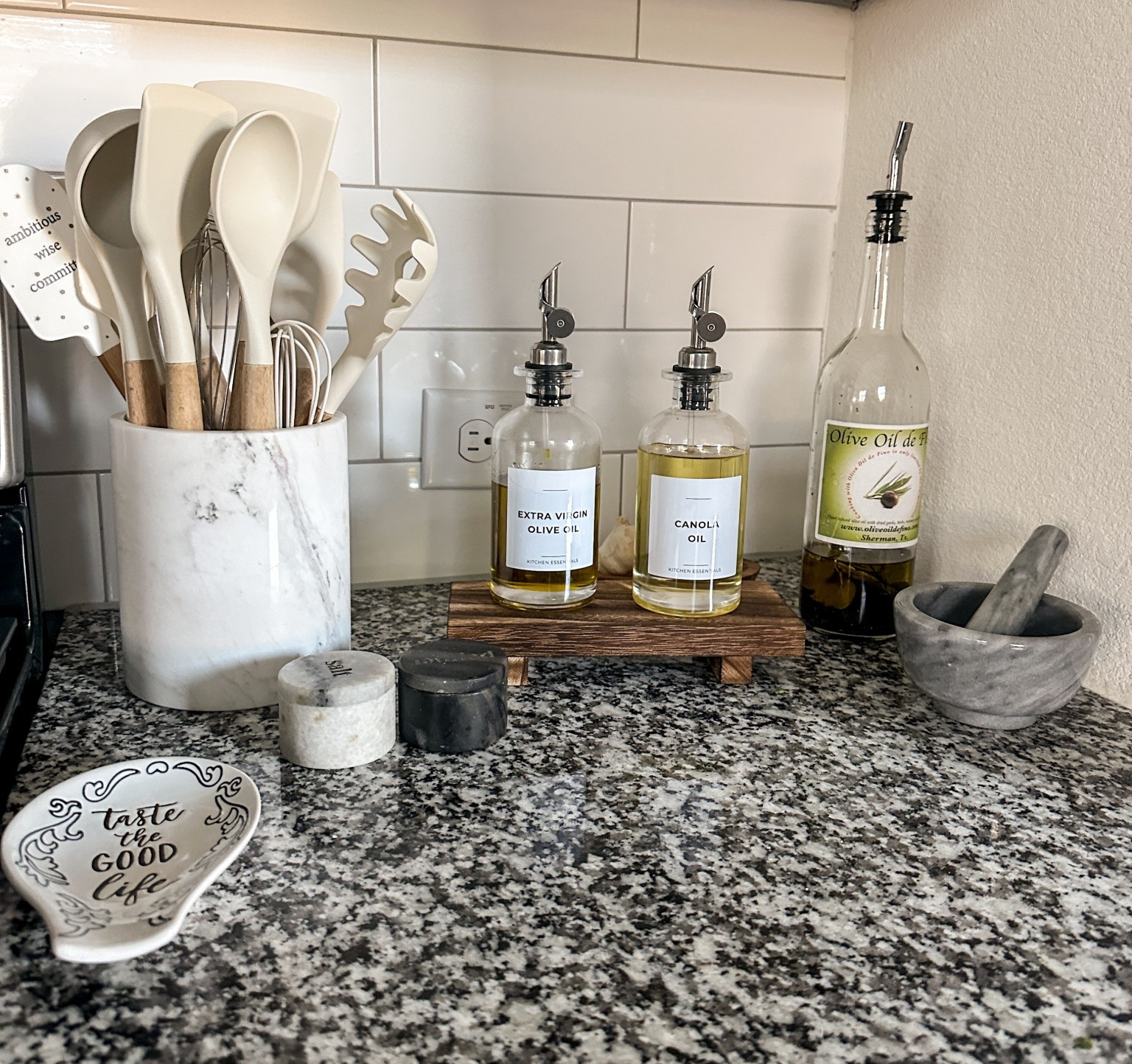 Cozy corners in my kitchen that give me all the warm fuzzy feels 🥰 and make me actually WANT to be in the kitchen and cook up a storm 😅
From the cutest oil holder set (that comes with TONS of printed label options, even for coffee syrups!) to my always-reached-for marble salt and pepper pinch bowls, these are some of my absolute faves. 

#LTKFindsUnder50 #LTKFindsUnder100 #LTKHome