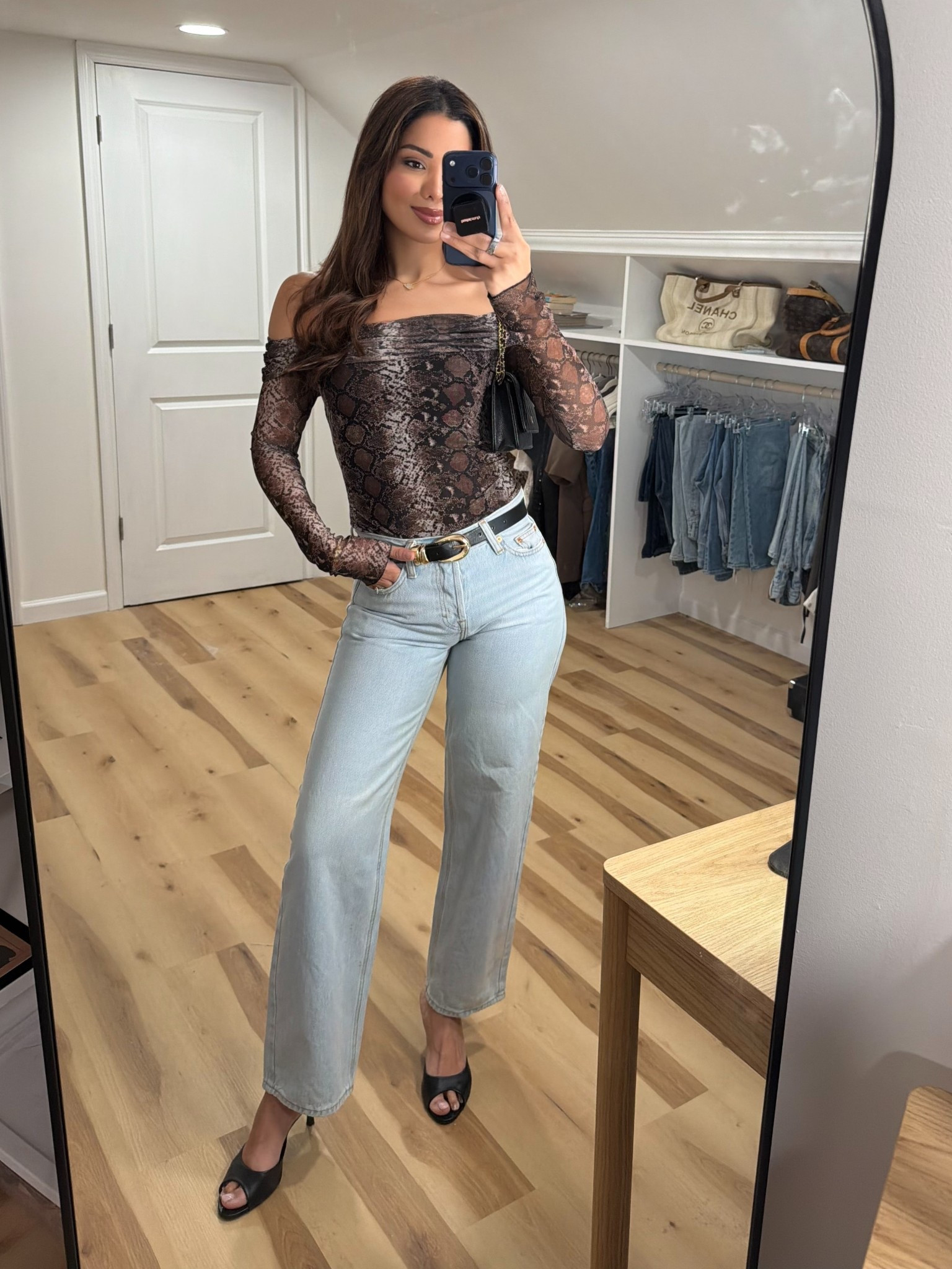 Valentines Day Outfit inspo 💓
Top small
Bottoms 2 