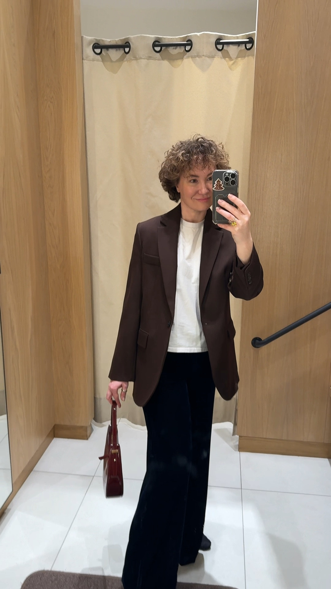 Brown blazers 

Mango blazer 
Mango jacket 
Brown jacket 
Navy jeans 
Red bag
White tee 
Blazer outfit Double breasted Blazer sweater lady jacket blazer and jeans blazer jacket blazer set blazer with jeans blazer petite black blazer outfit dress with blazer jacket oversized blazer fall jacket jean jacket denim jacket quilted jacket women jackets women jackets womens blazer pullover cardigan oversized cardigan long cardigan cropped cardigan outfit polo neck cardigan sweaters cardigan oversized denim jacket black denim jacket shacked always effortless jacket belted jacket winter jacket womens spring jacket jeans outfit straightastyle black straight leg jeans slim straight jeans wide leg jeans outfit womens jeans black jeans outfit jeans outfit jeans and sneakers jeans and booties jeans and boots jeans with boots abercrombie jeans flare jeans straight jeans outfit casual jeans outfit winter jeans outfit wide leg jeans outfit work outfit jeans outfit jeggings high rise jeans Spring office outfits 
capsule wardrobe workwear
work party outfit
workwear city outfits 
date night outfits midsize Winter 2025 Mango outfits sunday brunch going out outfits photoshoot outfits dinner date outfit ssense work party outfit zara outfits paris outfit casual wardrobe europe outfits saks 5th avenue new york outfits city street styles new york city ltku over 40 capsule wardrobe popular today summer looks city outfits Abercrombie outfits casual spring outfit classy casual everyday necklace 

#ltkvideo #FindsUnder100 #LTKstyletip #populartoday #LTKWatchNow

#LTKvlog #LTKSaleAlert #LTKWorkwear