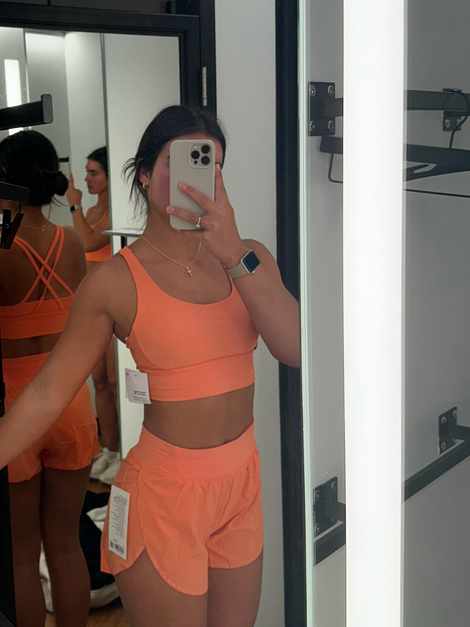 Cute bright set!! 🌟 

#LTKActive #LTKFitness #LTKStyleTip