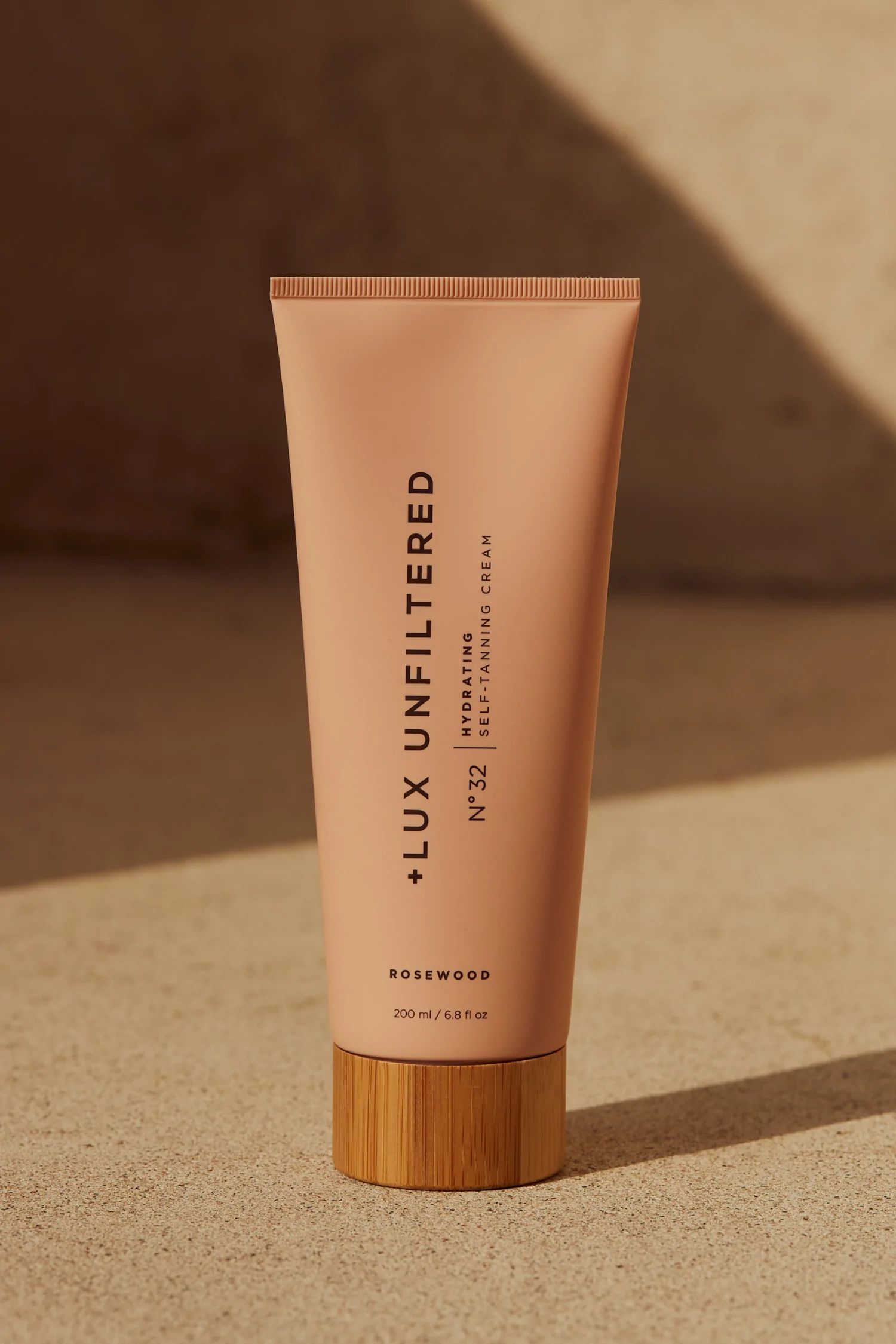 N°32 Hydrating Self-Tanning Cream | +Lux Unfiltered