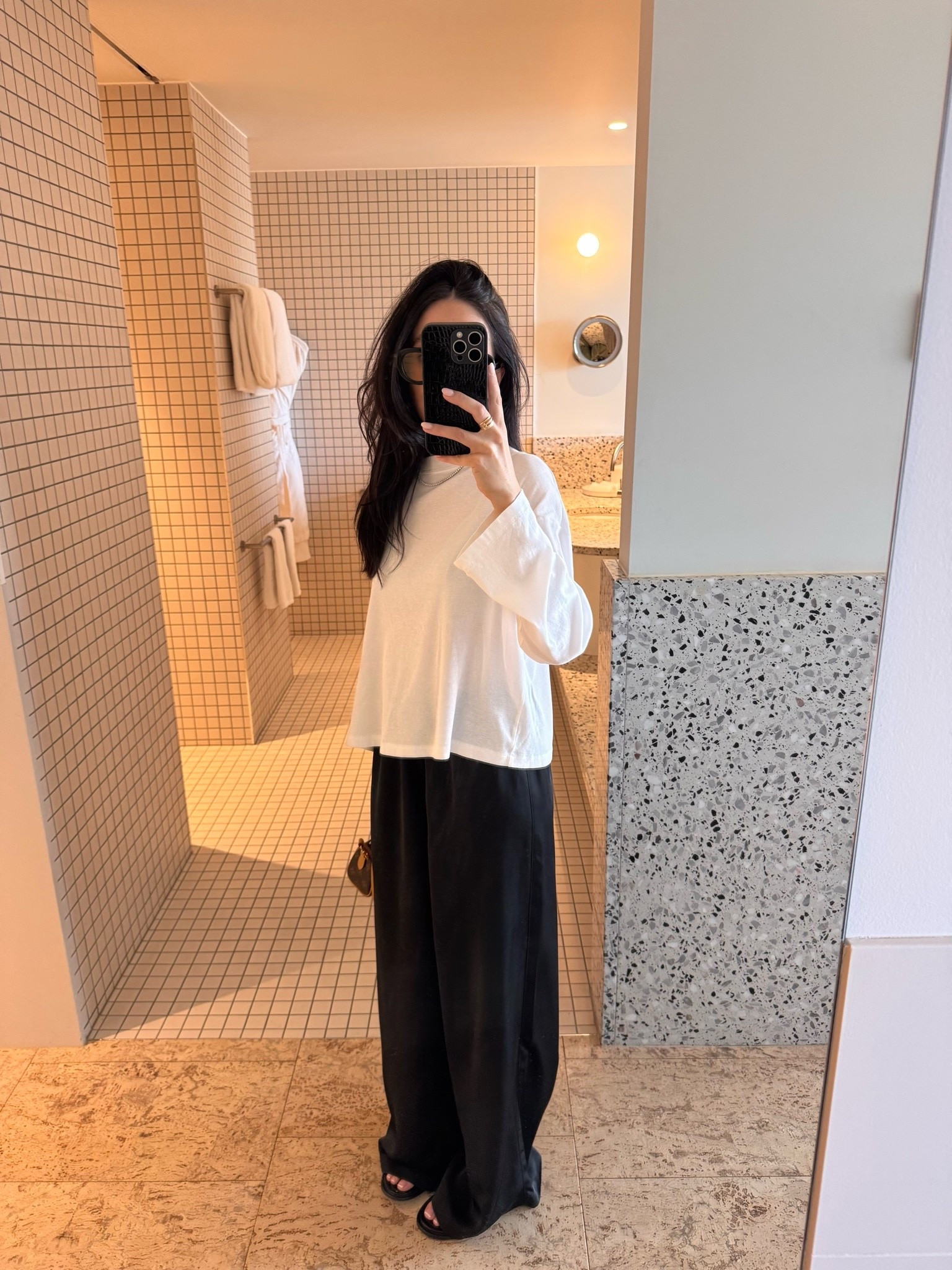 XS in top, AU4 in pants 🤍

#LTKaustralia #LTKstyletip #LTKpetite