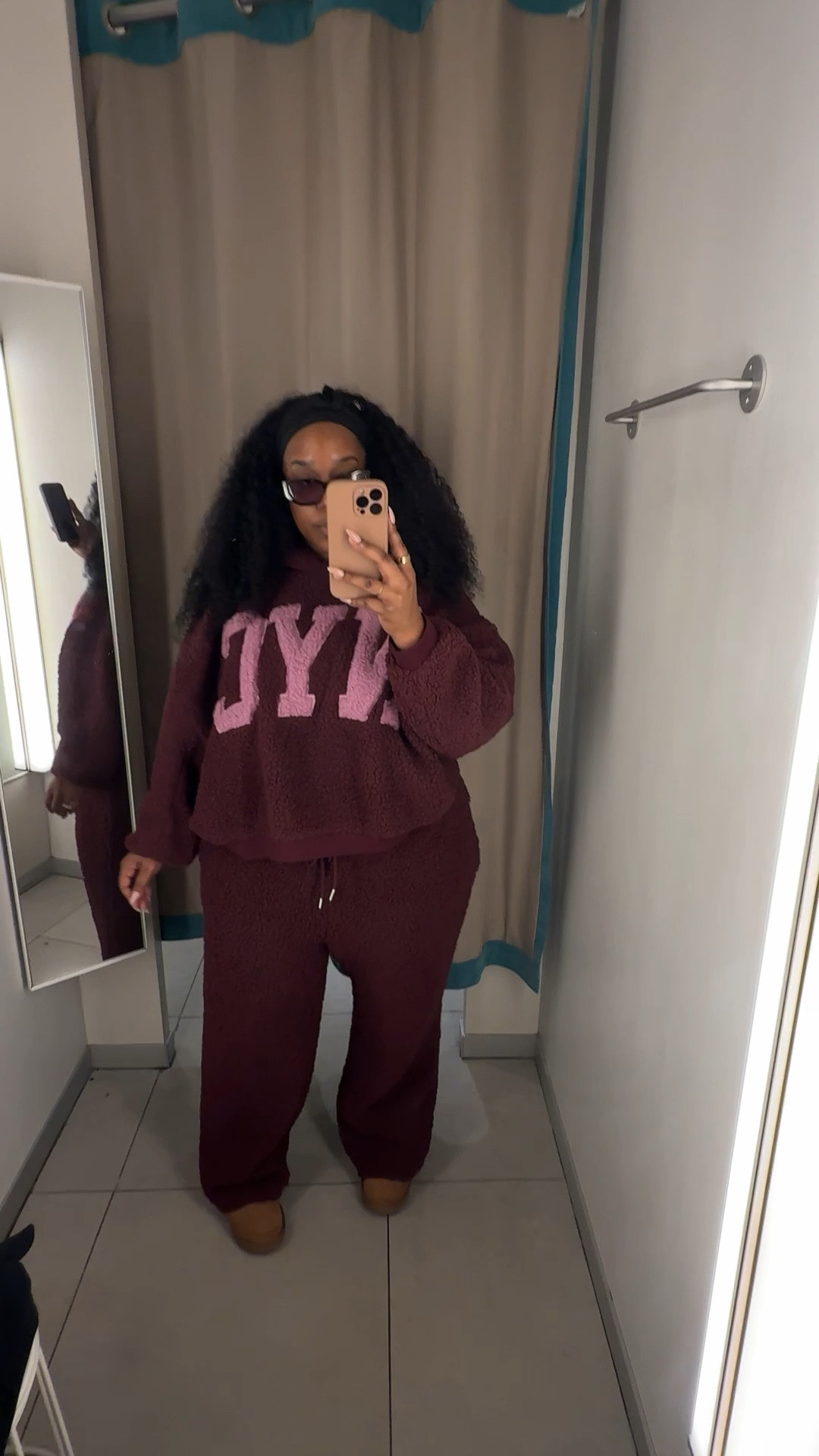 This Walmart set has been getting me through my errands. Comfy and cozy. I’m wearing an XL and I’m 5’3. 

#LTKHoliday #LTKMidsize #LTKActive