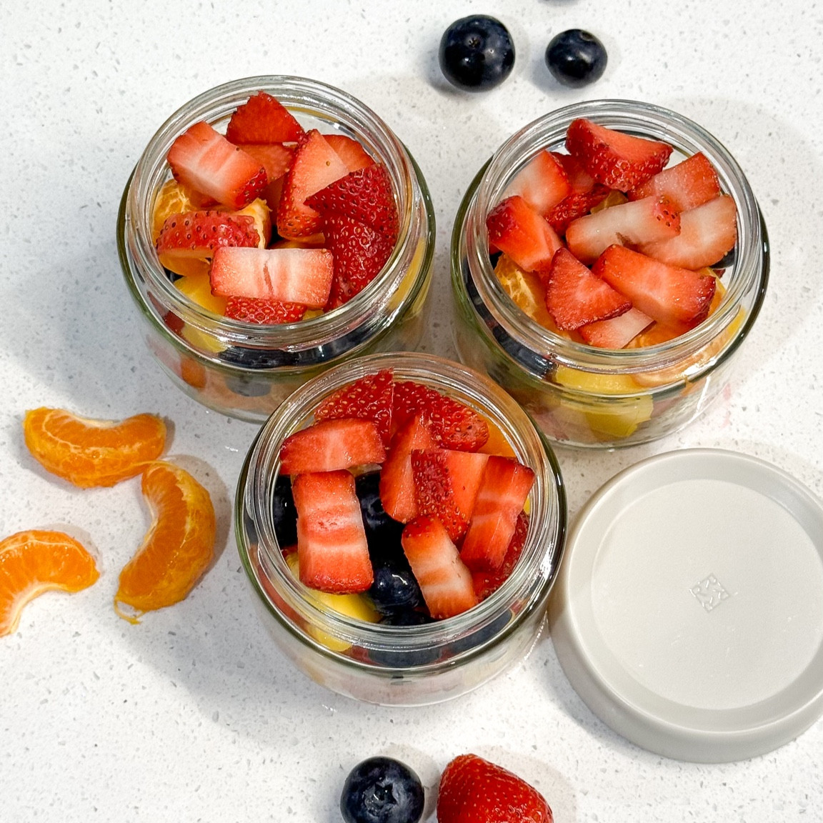 Fruit salad jars 🍓

Screw top glass jars, meal prep, organizer, storage jar, fridge organization, home organization, aesthetic, neutral home, decor

#LTKgiftguide #LTKhome
