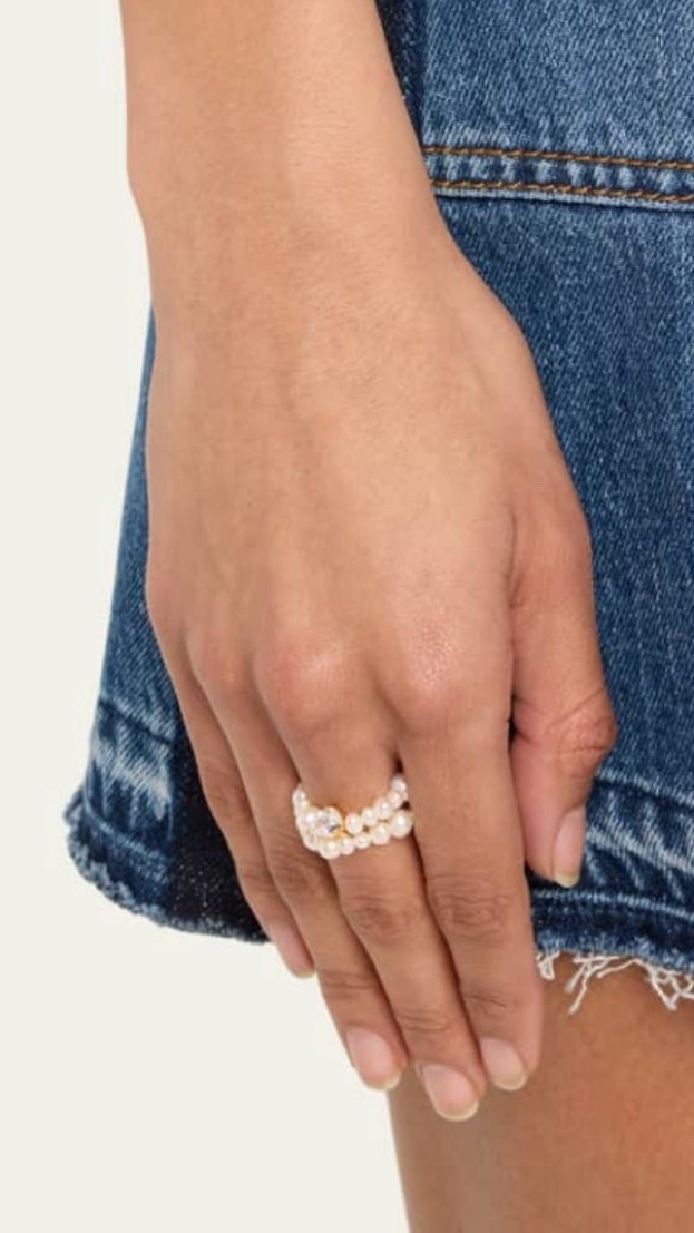 OH PEARLS!!!
💛Poshteacher 

#LTKU #LTKHoliday #LTKGiftGuide