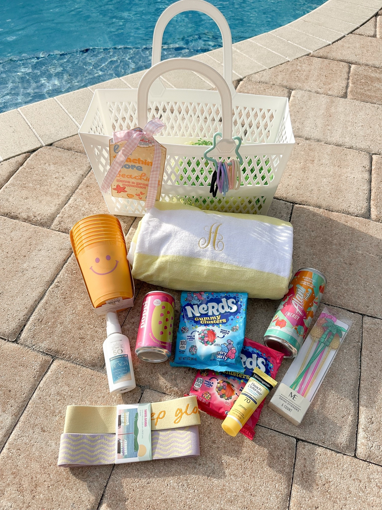 Happy Teacher Appreciation Week. Before we know it, it will be the end of the school year. This is a simple gift idea to send them off into summer in style!

#LTKSeasonal #LTKdayinmylife