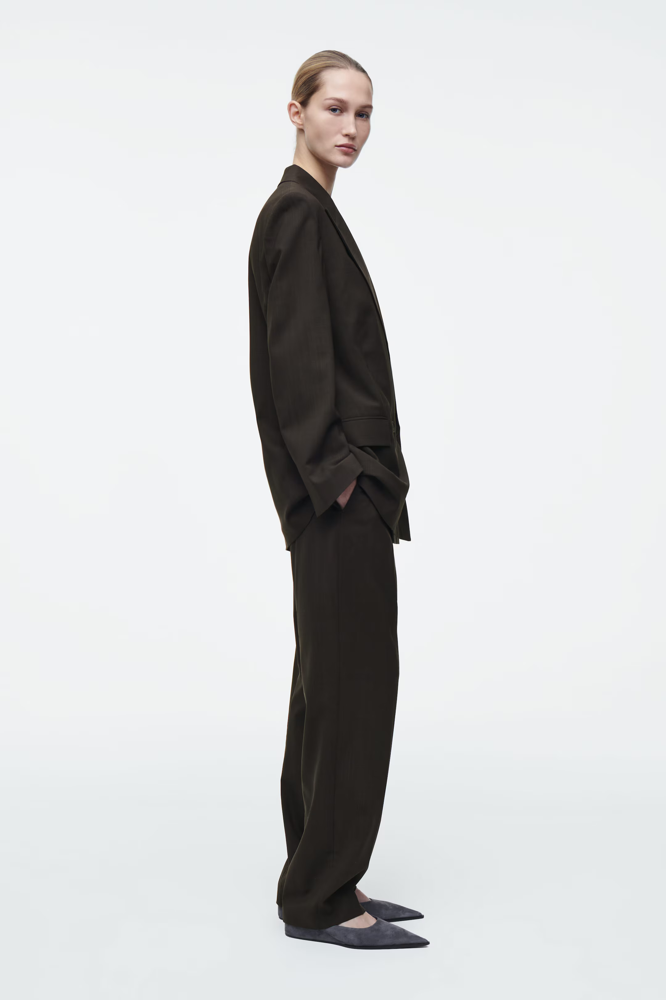 TAILORED FLUID WOOL PANTS - CHOCOLATE | COS US | COS (US)