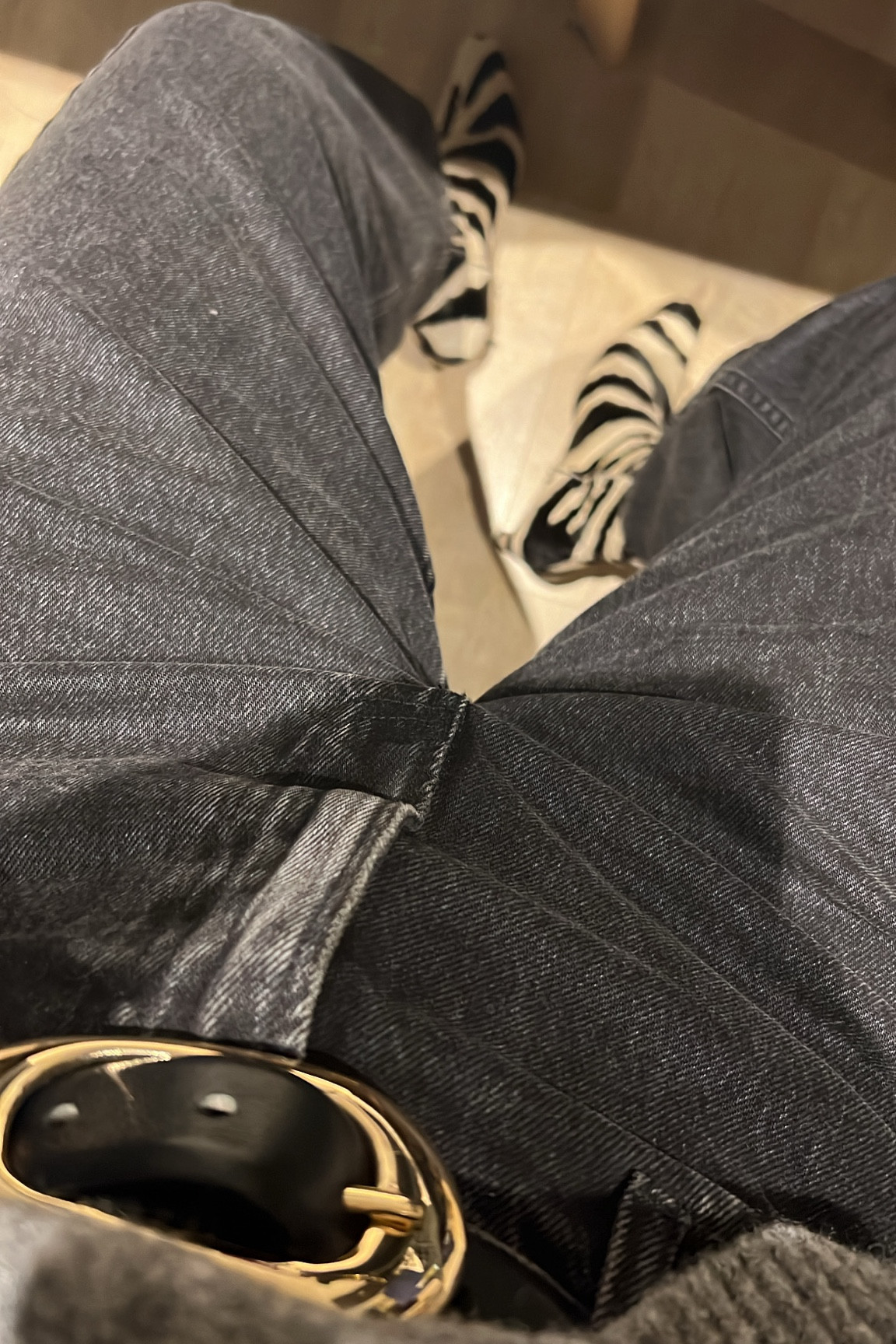 Sizing info:

I’d say go true to size or size down if you like a more snug fit. 

A 29R curve was the same size as a 30R - I ordered a few sizes to see as I was unsure on the sizing I laid the two on top of each other and they were the same length and waist but the leg was slightly wider. 

#LTKautumn #LTKstyletip #LTKuk