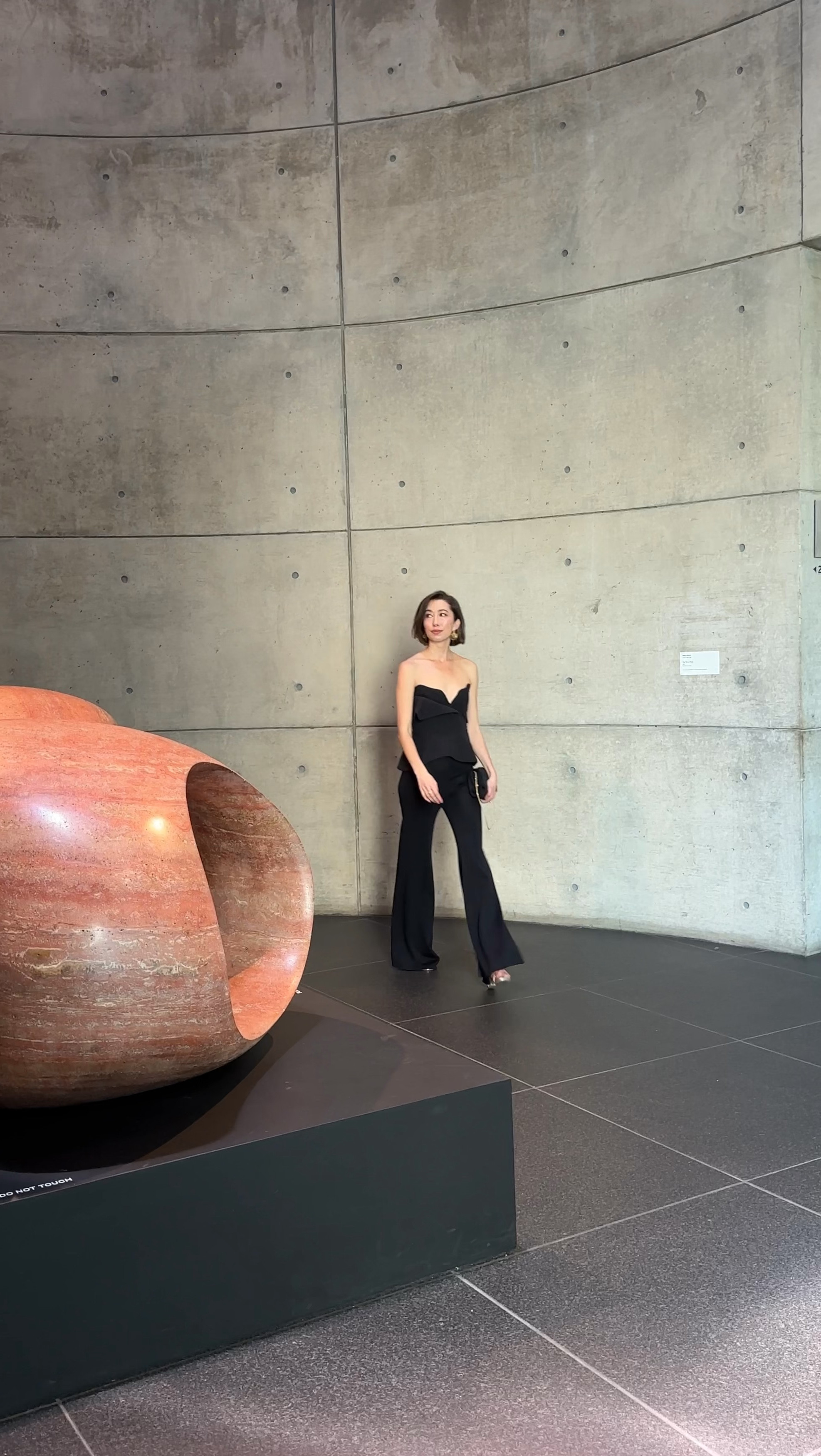 Sculptural tops for enjoying sculptures ✨

Heels: @inez // get 15% off w code VANESSA15




#LTKStyleTip #LTKTravel #LTKSaleAlert