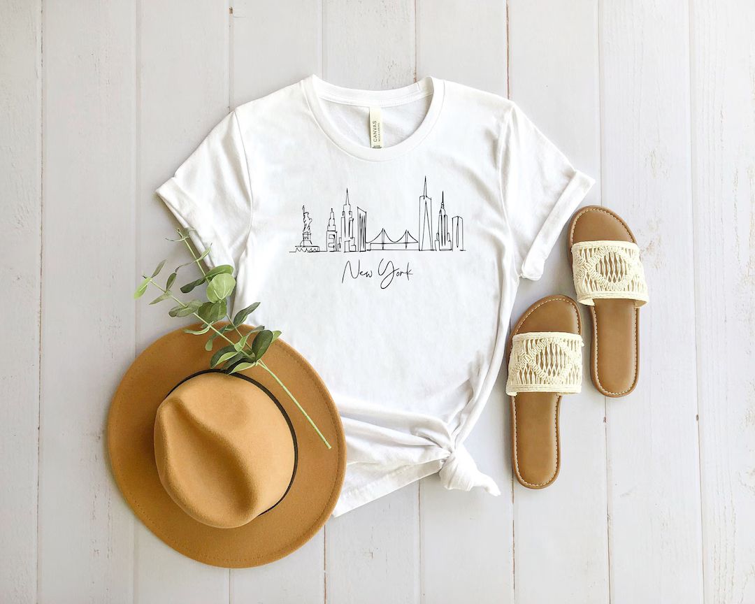 New York T-shirt, New York Skyline Canvas, New York City Shirt, Minimalist Shirt, Girlfriend Gift... | Etsy (US)