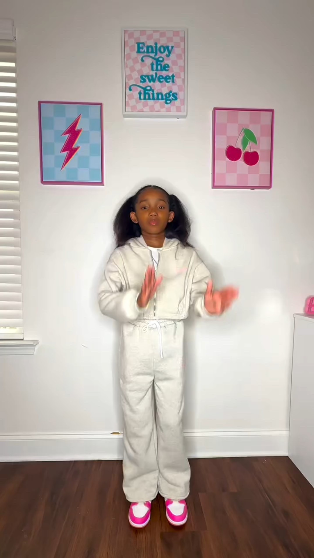 Olivia is Ready for the Fall…Which outfit is your Favorite 💕 🔍 Search JDQ4F to shop my trendies picks on SHEIN! 🔥
#SHEINsaveinstyle #SHEINKIDS #ad #SHEINforAll 
@shein_us @sheinofficial