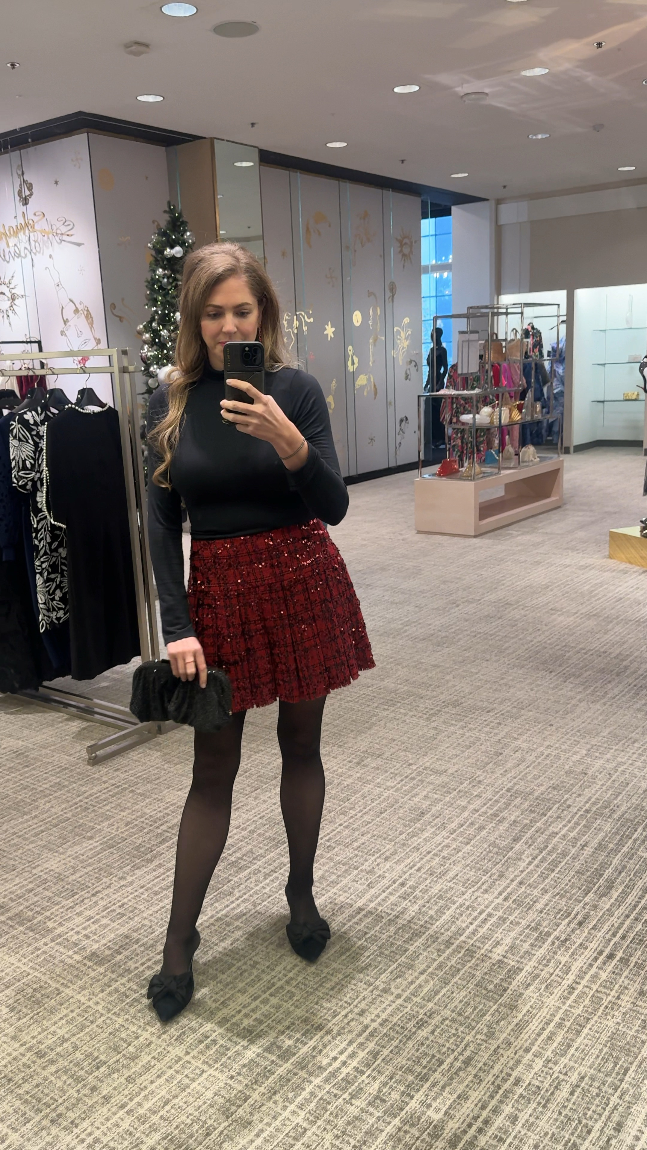 waiting on my sister and SIL for Christmas Lunch at Neiman Marcus Downtown 