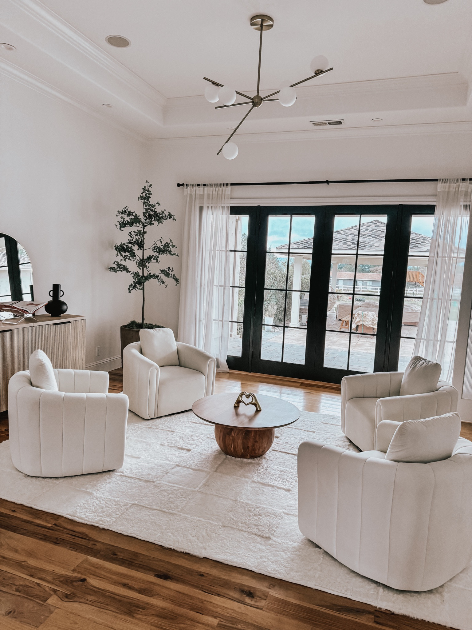 Formal living room decor and inspo

#LTKhome #LTKSpringSale