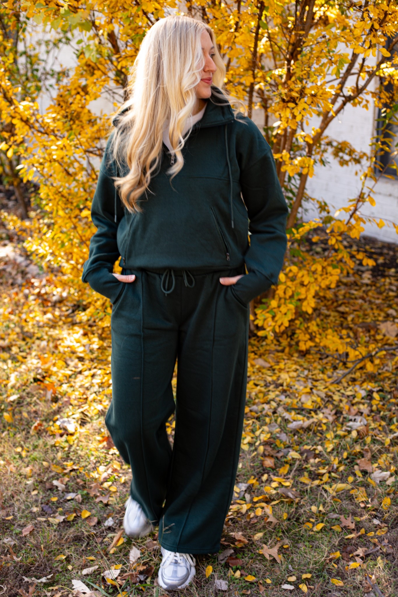 loving this set by @RBXactive perfect for chilly morning coffee walks! the green is sooo beautiful and perfect for fall and winter! 

#RBXActive #Set #Activewear #Ad #Sponsored


#LTKFindsUnder50 #LTKStyleTip #LTKTravel