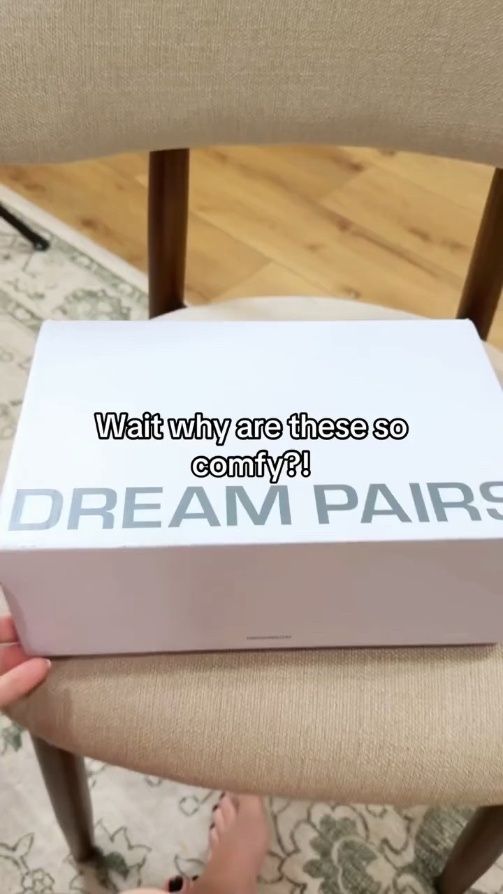 The perfect platform strap sandals by Dream Pairs and are incredibly comfortable! #strappysandals #platformsandals #summersandals #tiktokshopcreatorpicks