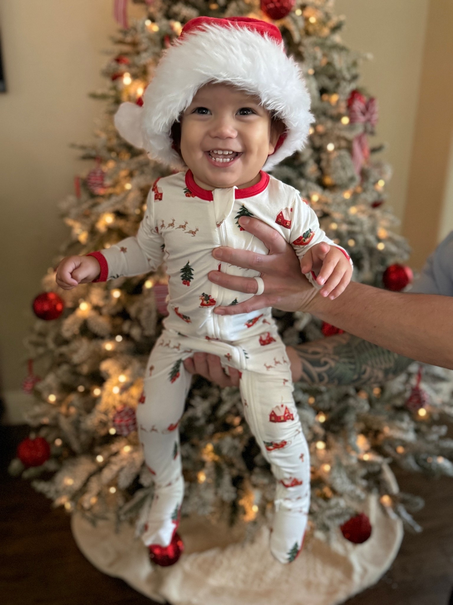 Santa baby ❤️🎄✨

#LTKBaby #LTKKids #LTKHoliday