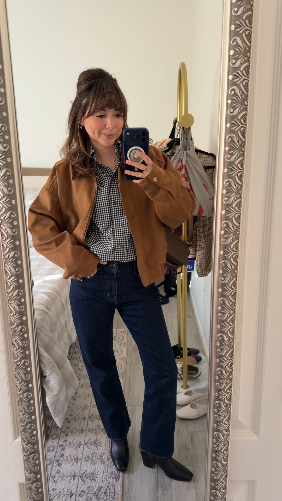 Wore this for a family outing and felt comfortable and put together the entire time.
This is my go-to kind of outfit — polished enough for photos, easy enough for walking around, and actually flattering on a 5’2 petite frame.
Every piece is one I’ll wear again and again.

Top XS
Jeans 25p
Boots 5.5
Jacket small


Comment SHOP below to receive a DM with the link to this post on my LTK ⬇ https://liketk.it/5Hmbp #ltkseasonal #ltkpetite