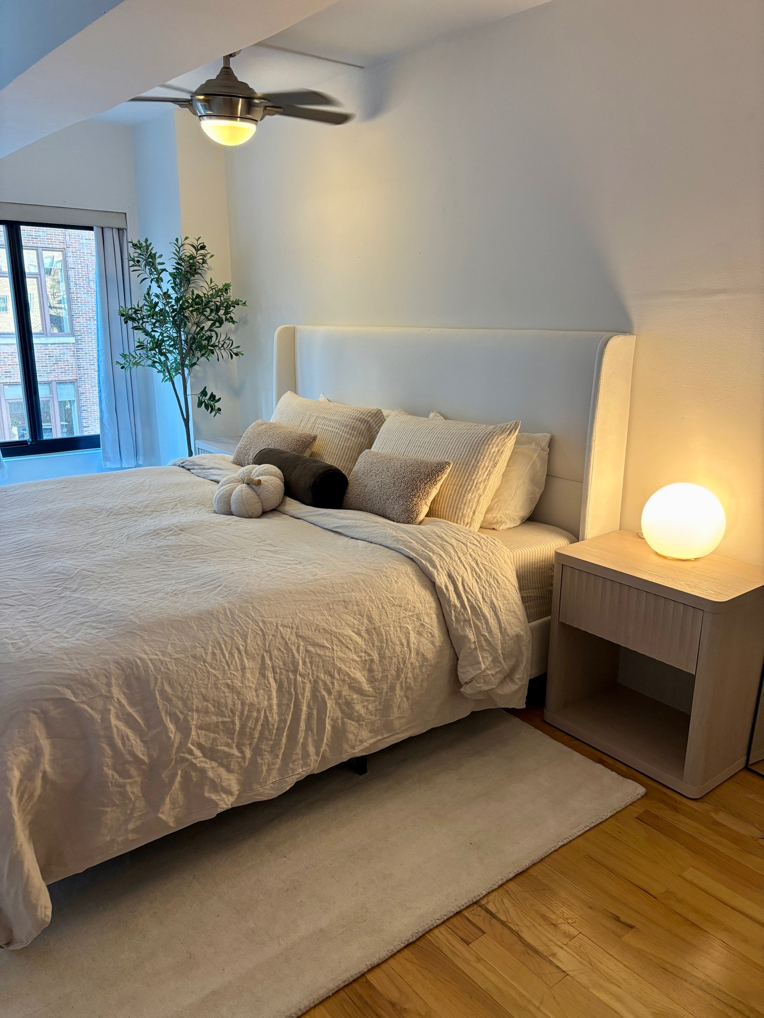 Bedroom reset with a new rug from Ashley Tisdale’s new collection at rugsusa!  #rug #rugsusa #woolrug #arearug #bedroomrug #neutralrug #marurug 

#LTKSeasonal #LTKHome #LTKHoliday