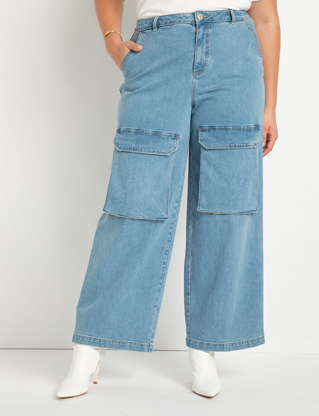 Wide Leg Cargo | Women's Plus Size Pants | ELOQUII | Eloquii