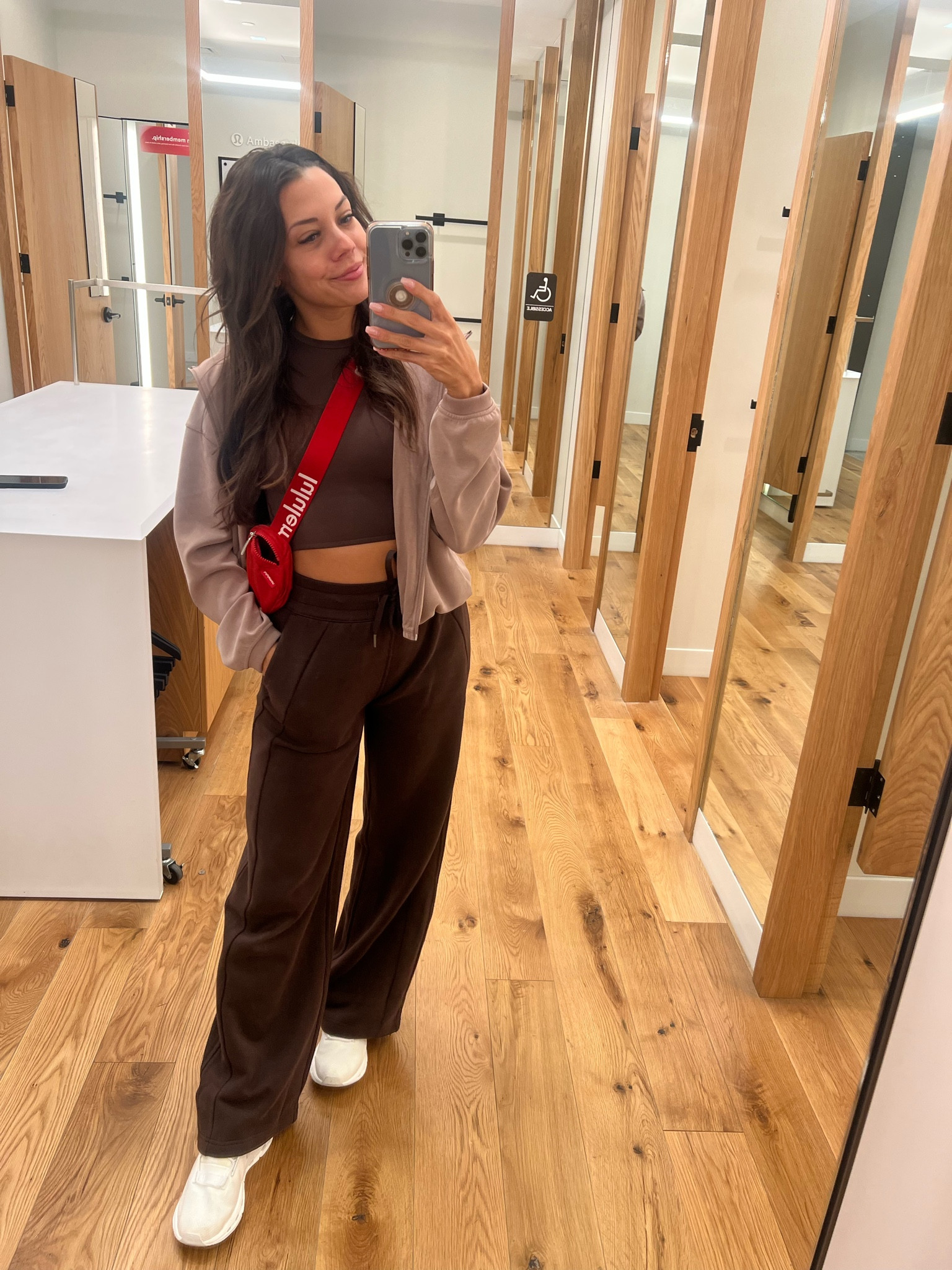 These pants are selling out! Espresso color for fall is top 5 colors! 

#LTKSeasonal #LTKFitness #LTKActive