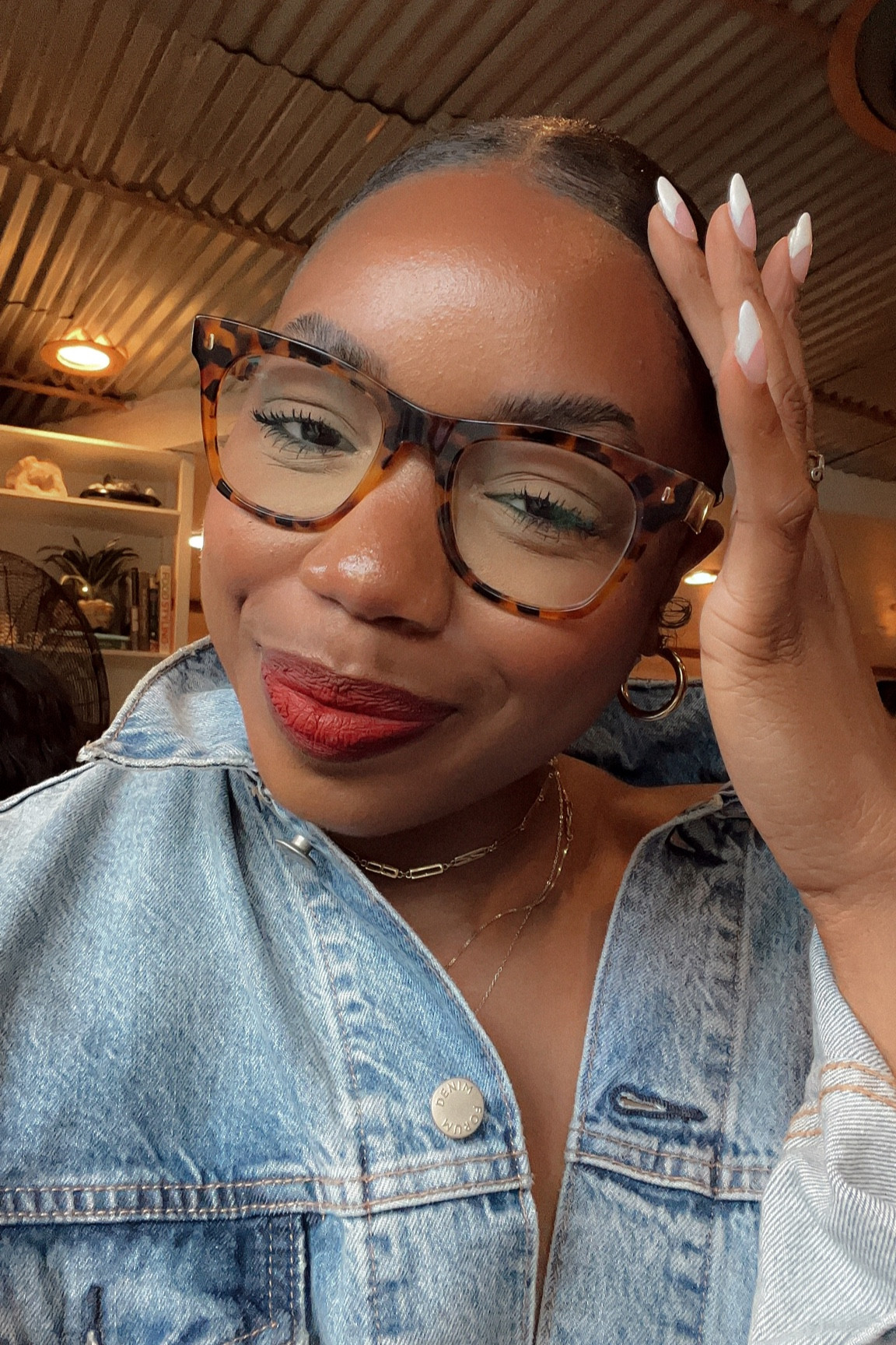 soft glam makeup look with a bold red lippie 💋


#LTKbeauty