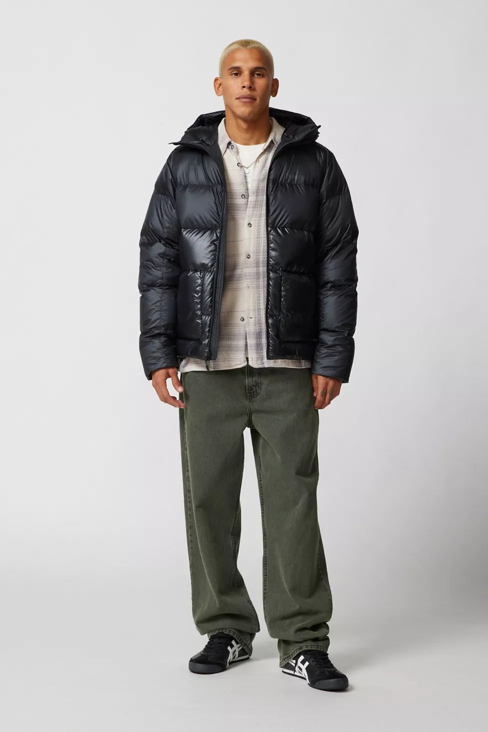 Marmot Guides Down Hooded Puffer Jacket | Urban Outfitters (US and RoW)