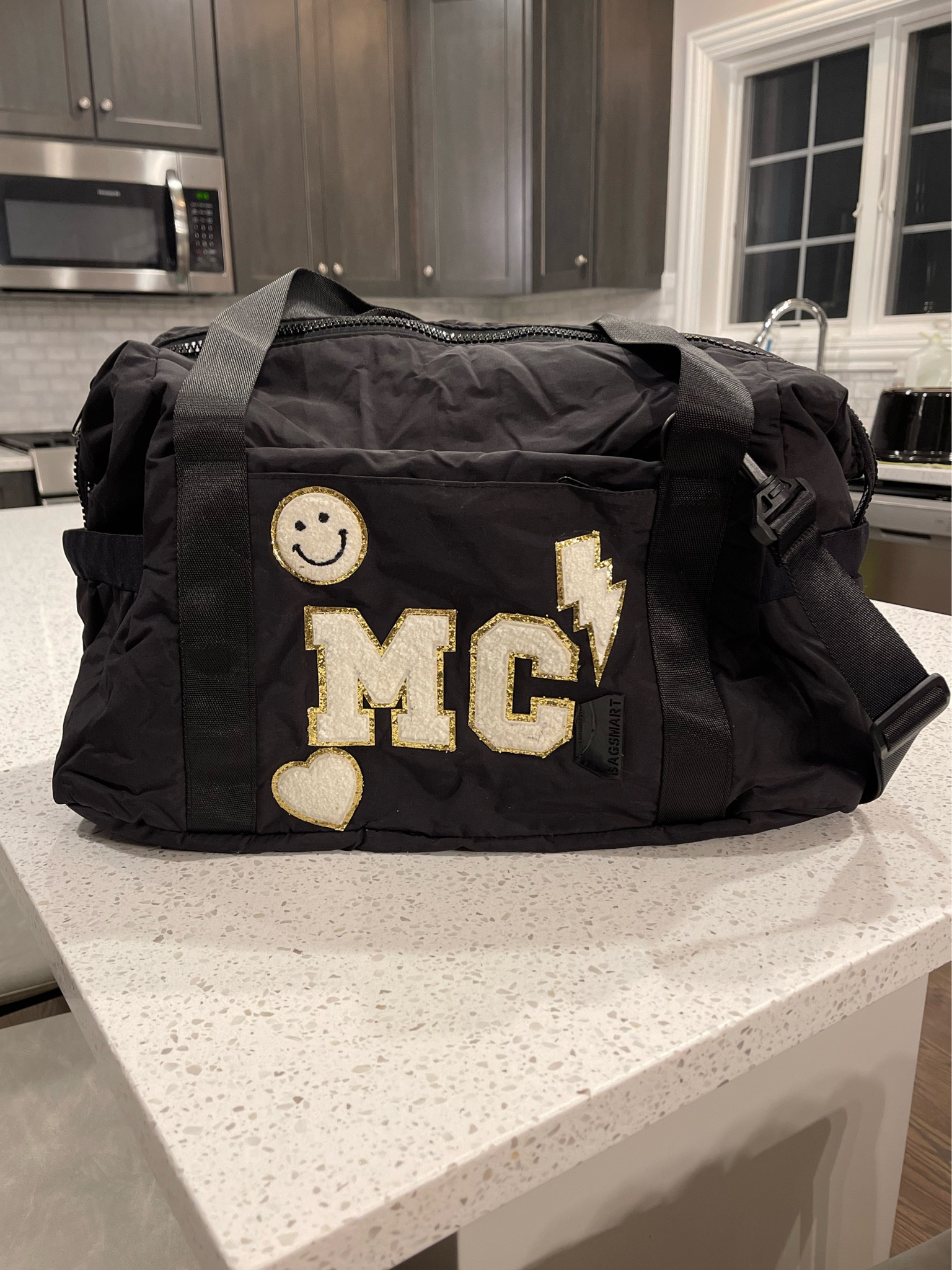 DIY weekender bag FTW 🙌🏻

#LTKtravel #LTKFind #LTKitbag