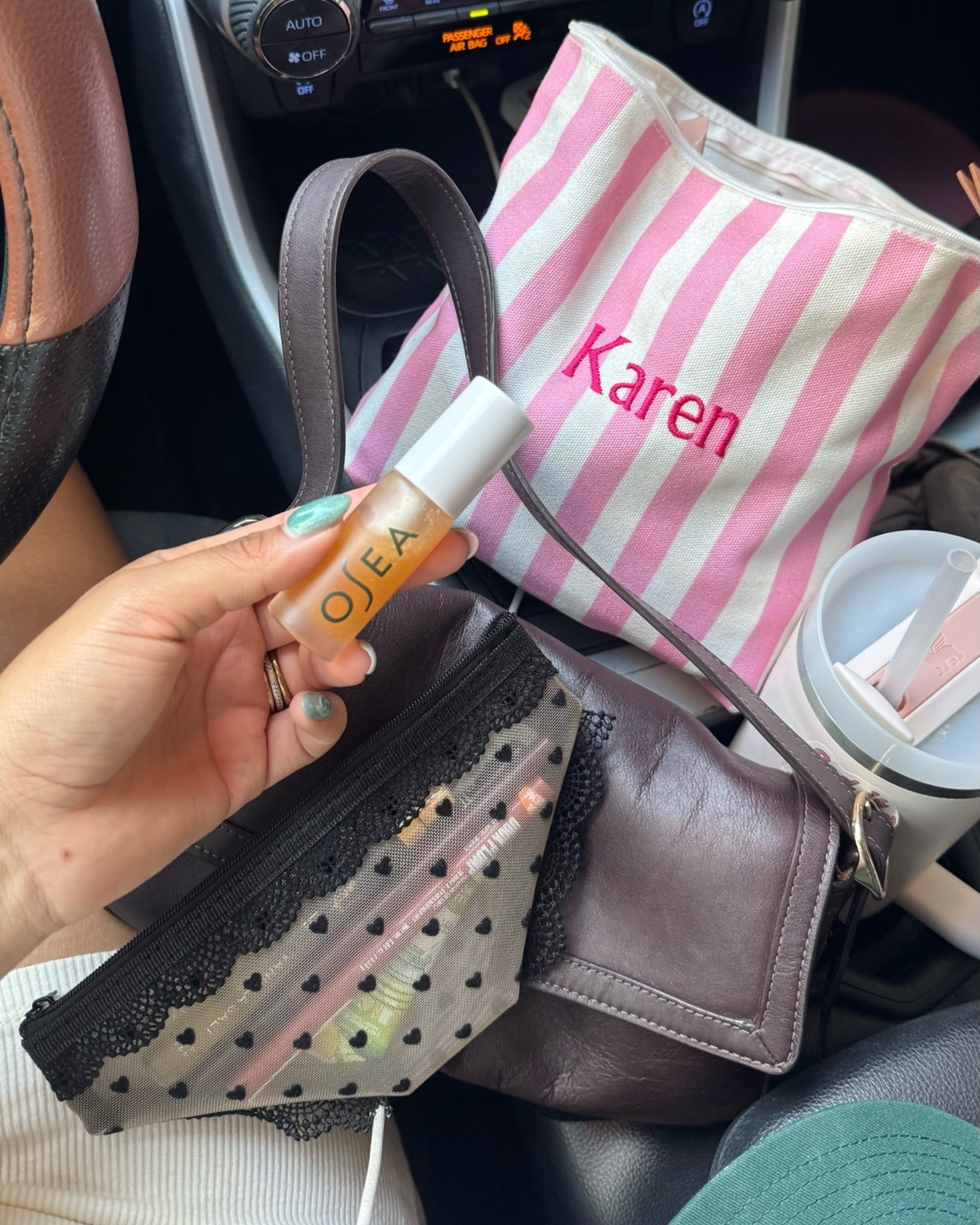 Girly things!! And my favorite pouches 🩷👛