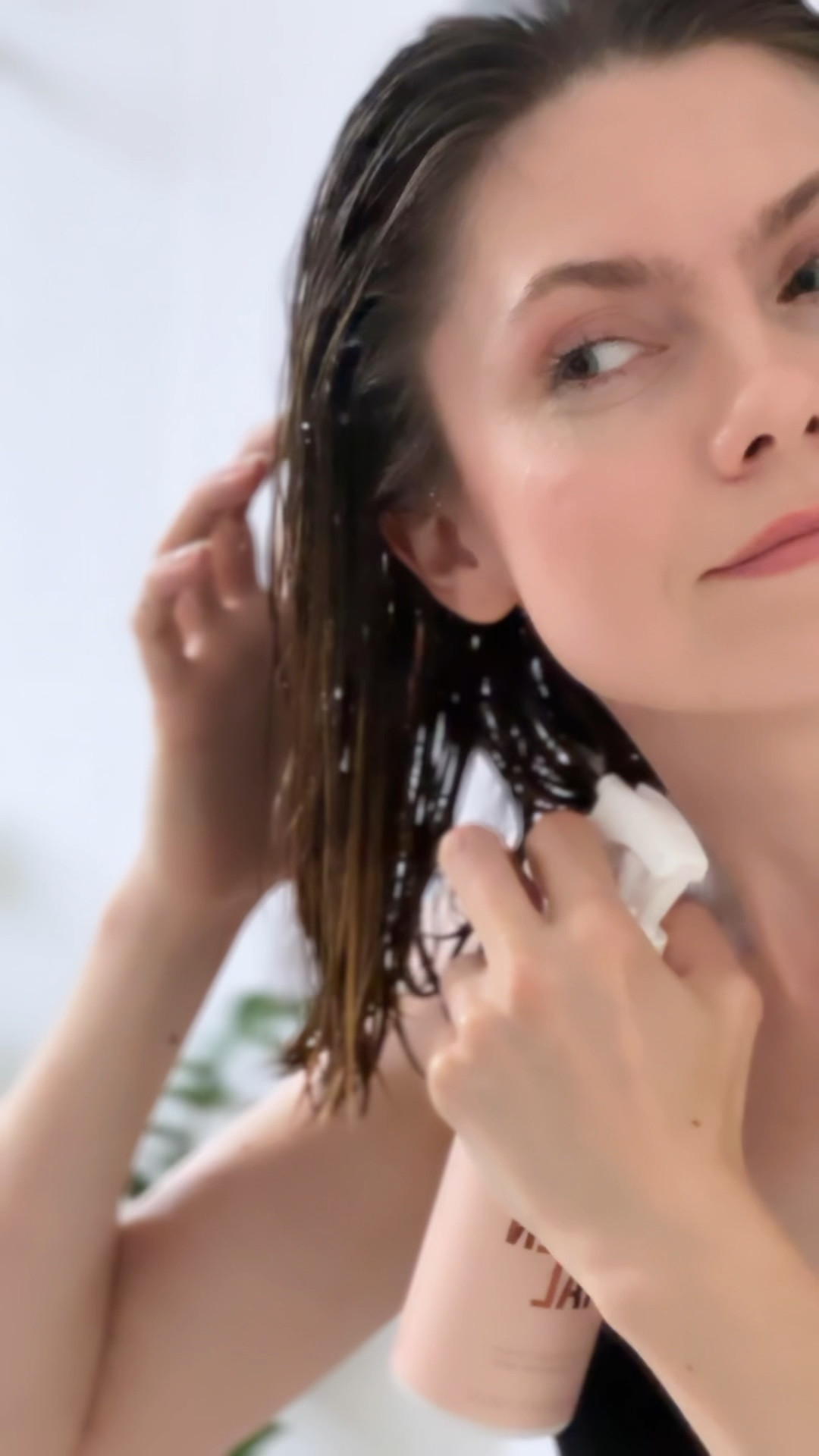 Produtos essenciais para cuidar do seu cabelo no dia-a-dia.
- Edição Proteção Térmica 