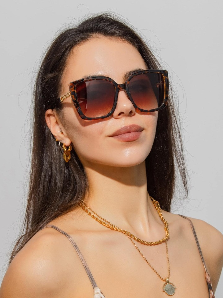 1pc Women's Vintage Square Large Frame Semi-Metal Unique Whip Hollow Frame Sunglasses, Suitable F... | SHEIN