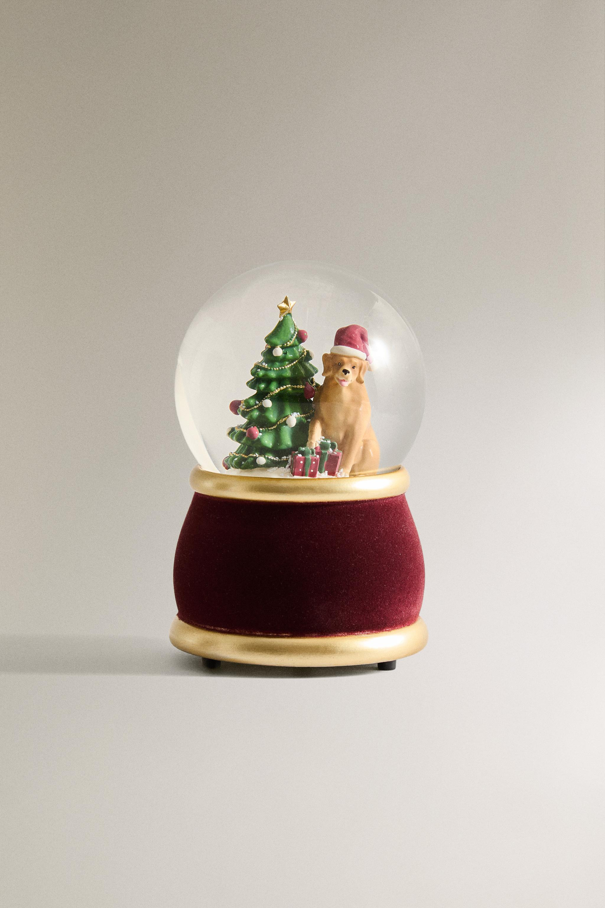 CHRISTMAS SNOW GLOBE GOLDEN RETRIEVER CHRISTMAS | Zara Canada