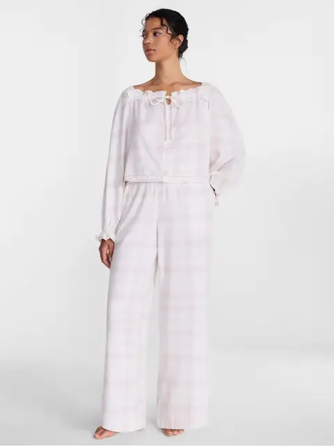 Joyspun Women's Flannel Peasant Sleep Top with Long Sleeves, Sizes XS-2X