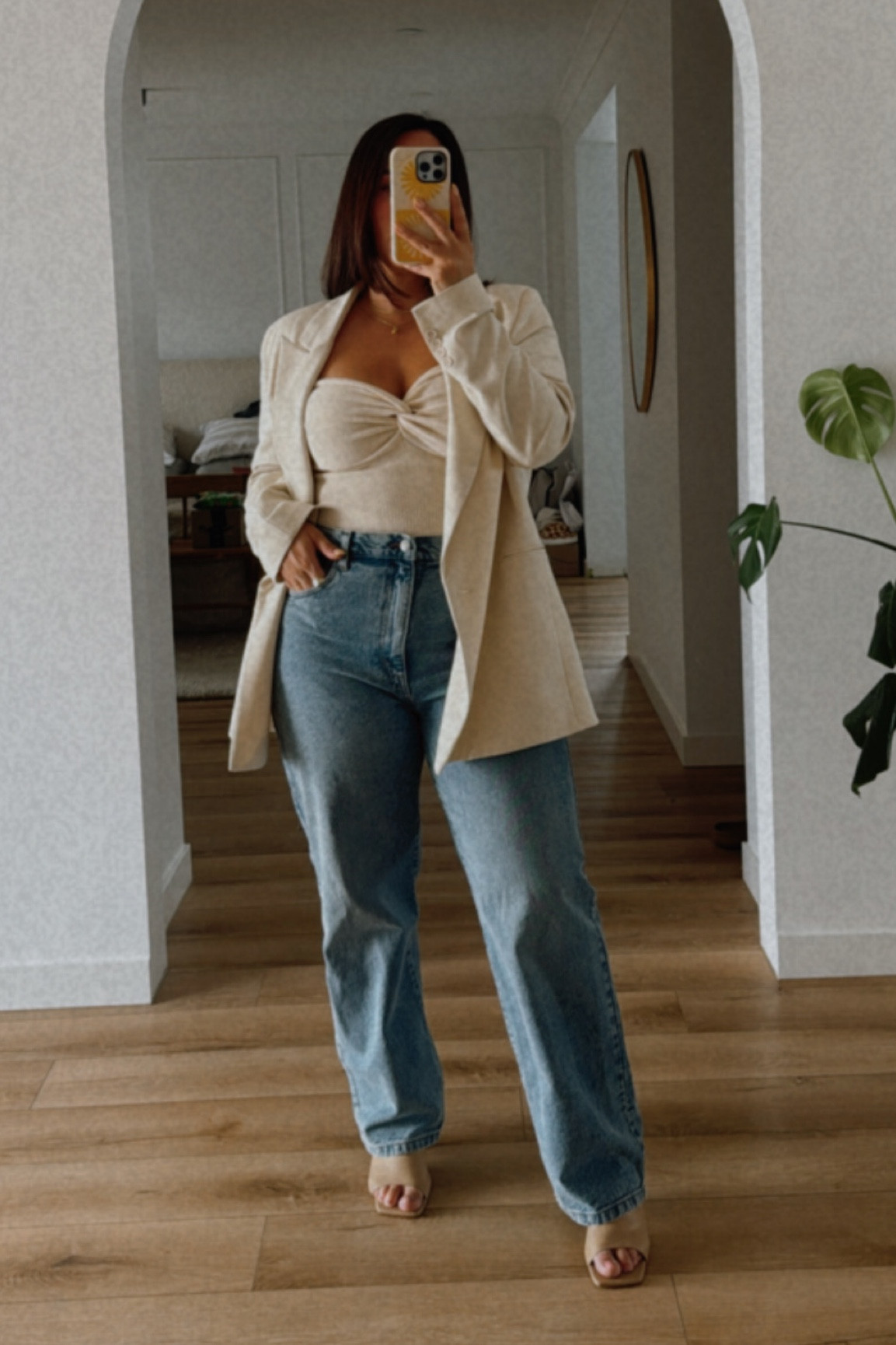 The perfect outfit when you have nothing to wear 🤭 I’ve linked exact and also alternatives for you! X


#LTKstyletip #LTKaustralia #LTKmidsize