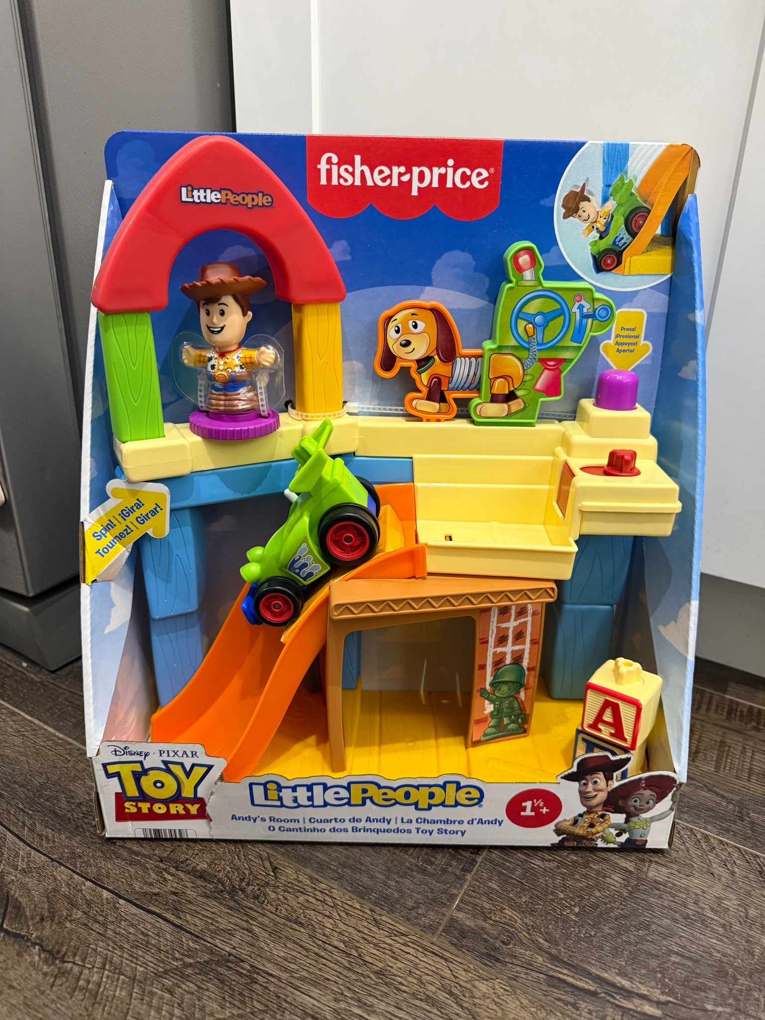 RRRUUUUNNNN!
Walmart currently has in stock!! Andy’s Room Toy Story Little People set.

#LTKKids