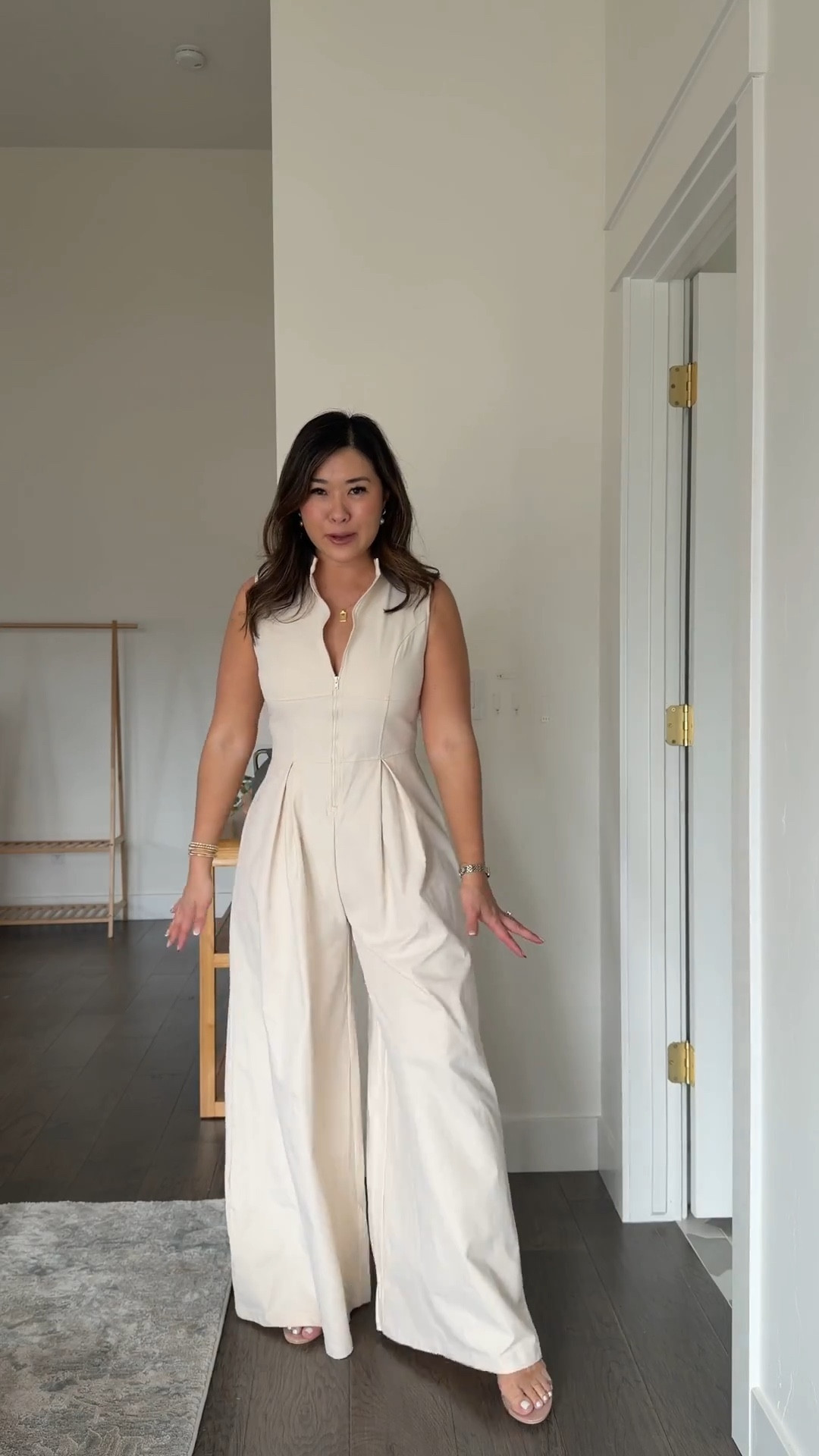 Actually torn on this one! It’s super chic, just a very wide pant leg!
Amazon jumpsuit: Medium
Perfect for resortwear! 