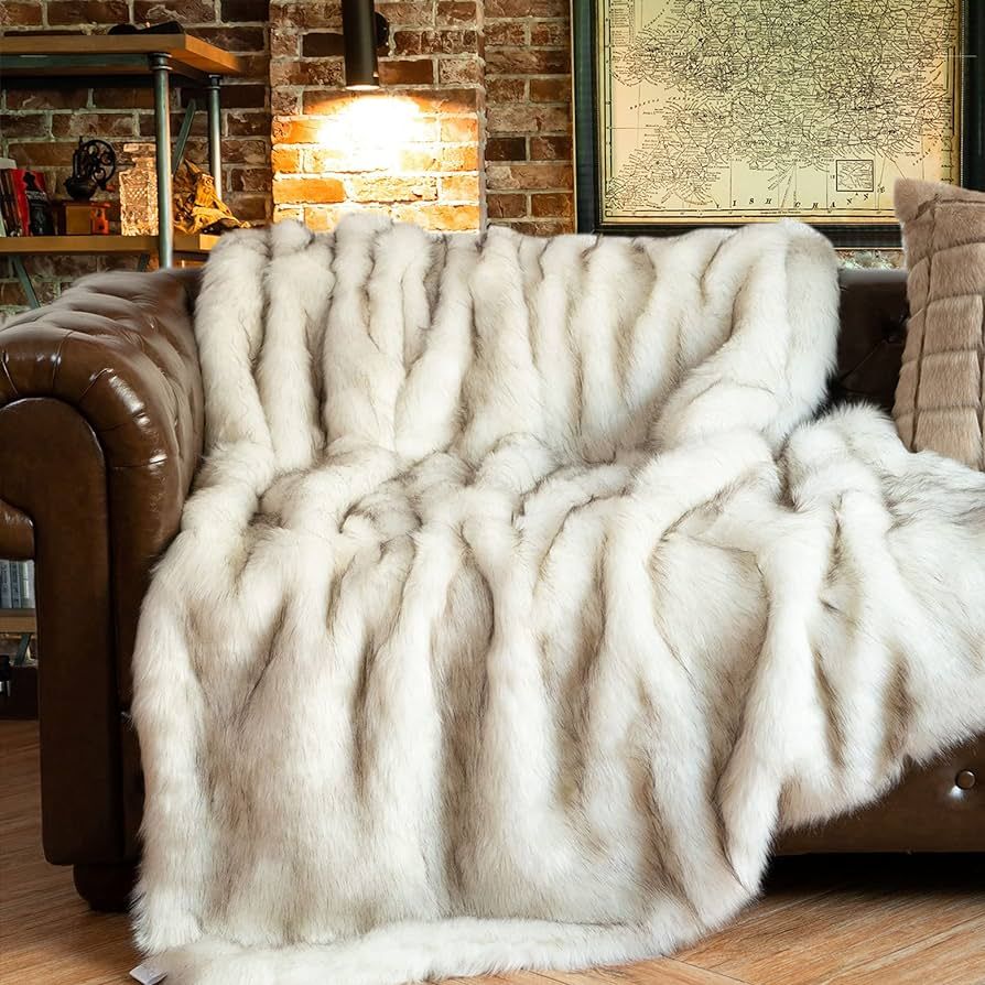 BATTILO HOME Luxury White Faux Fur Throw Blanket Thick Warm Faux Fur Blanket for Couch, Bed, Fuzz... | Amazon (US)