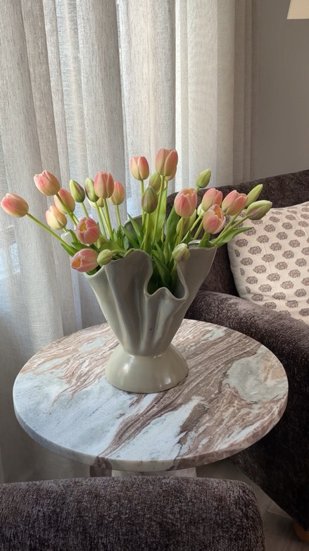 Faux tulips and my favorite vase ever!!

#LTKSaleAlert #LTKHome