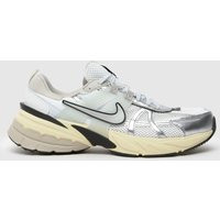 Nike v2k trainers in white & silver | Schuh